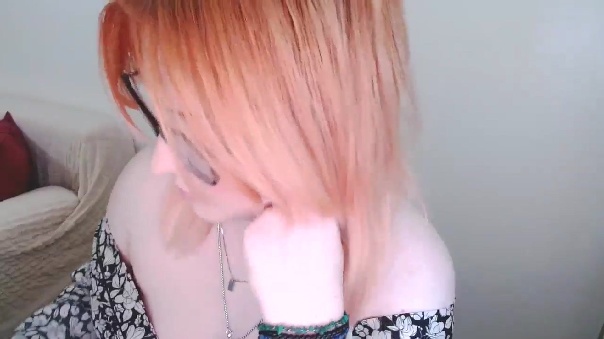 Gallery image thumbnail from EvaStar19's myfreecams stream on, 01/19/2025, 13:00 image 15 of 20