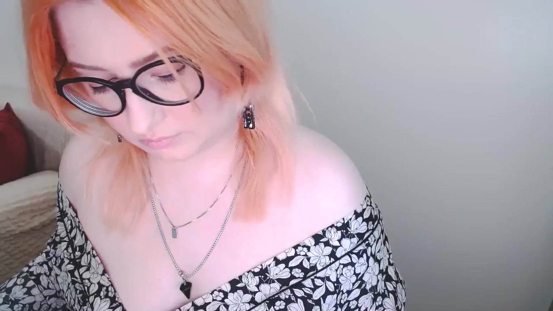 Gallery image thumbnail from EvaStar19's myfreecams stream on, 01/19/2025, 13:00 image 20 of 20
