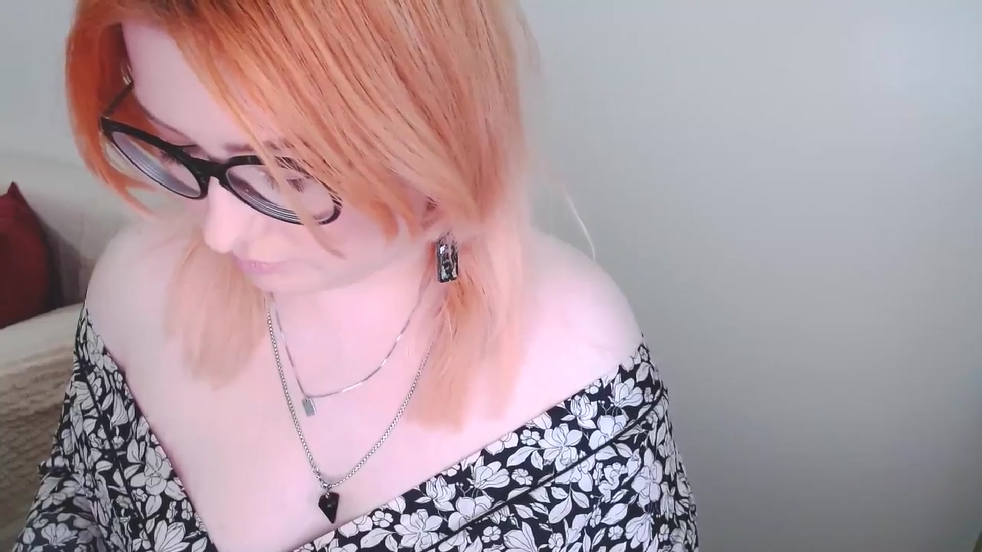 Gallery image thumbnail from EvaStar19's myfreecams stream on, 01/19/2025, 13:00 image 19 of 20