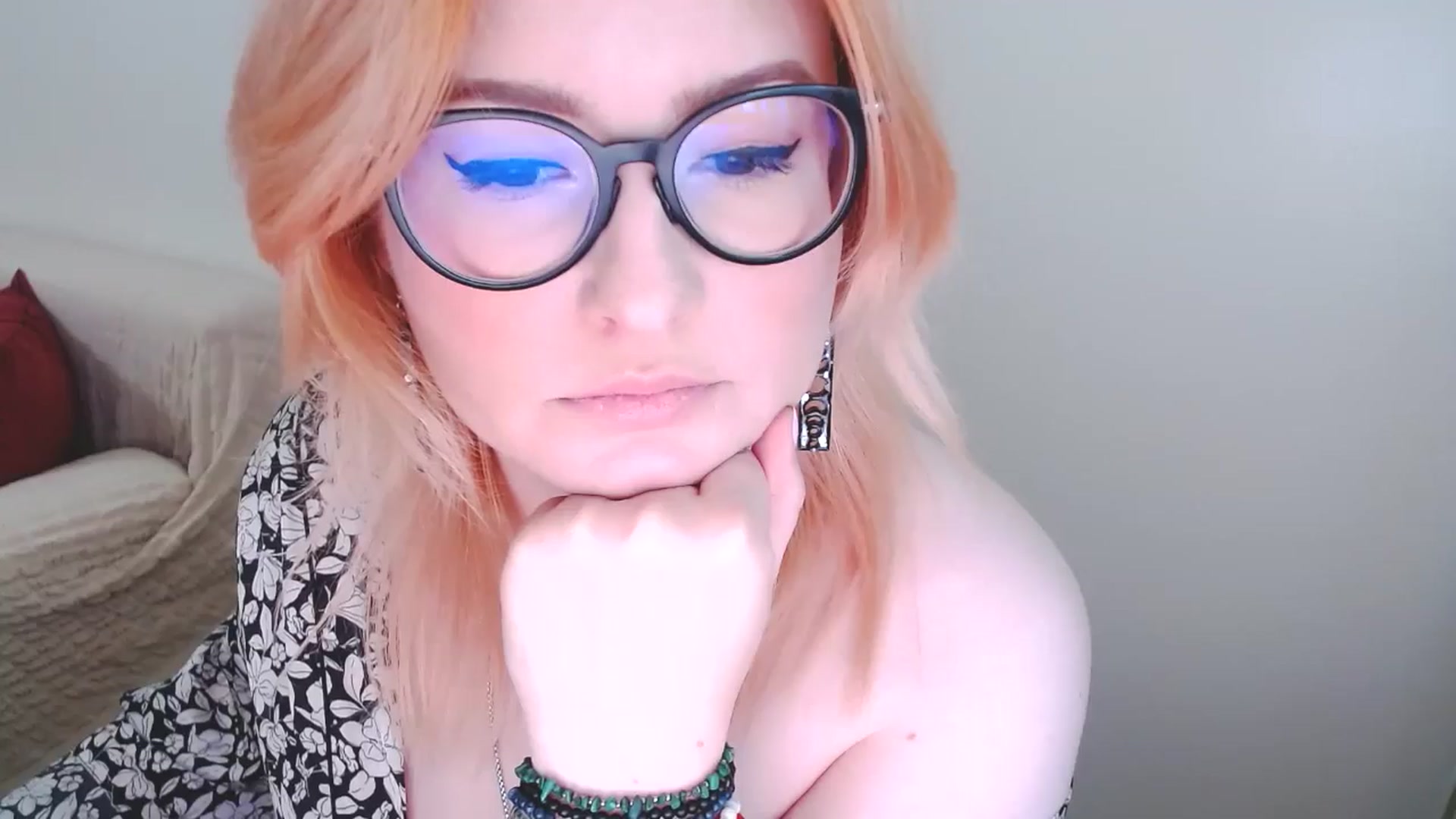 Gallery image thumbnail from EvaStar19's myfreecams stream on, 01/19/2025, 13:43 image 4 of 20