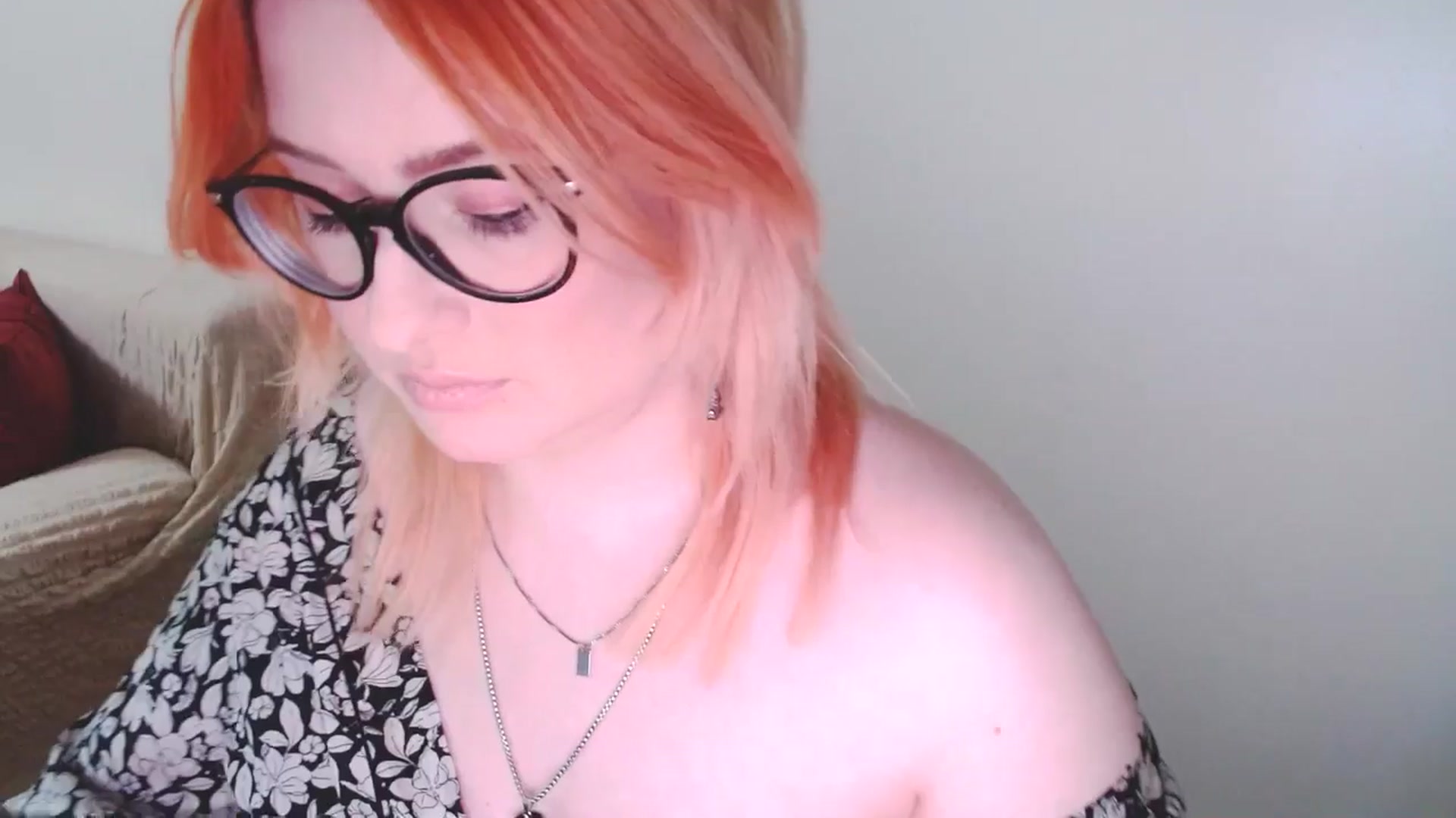 Gallery image thumbnail from EvaStar19's myfreecams stream on, 01/19/2025, 16:04 image 7 of 20