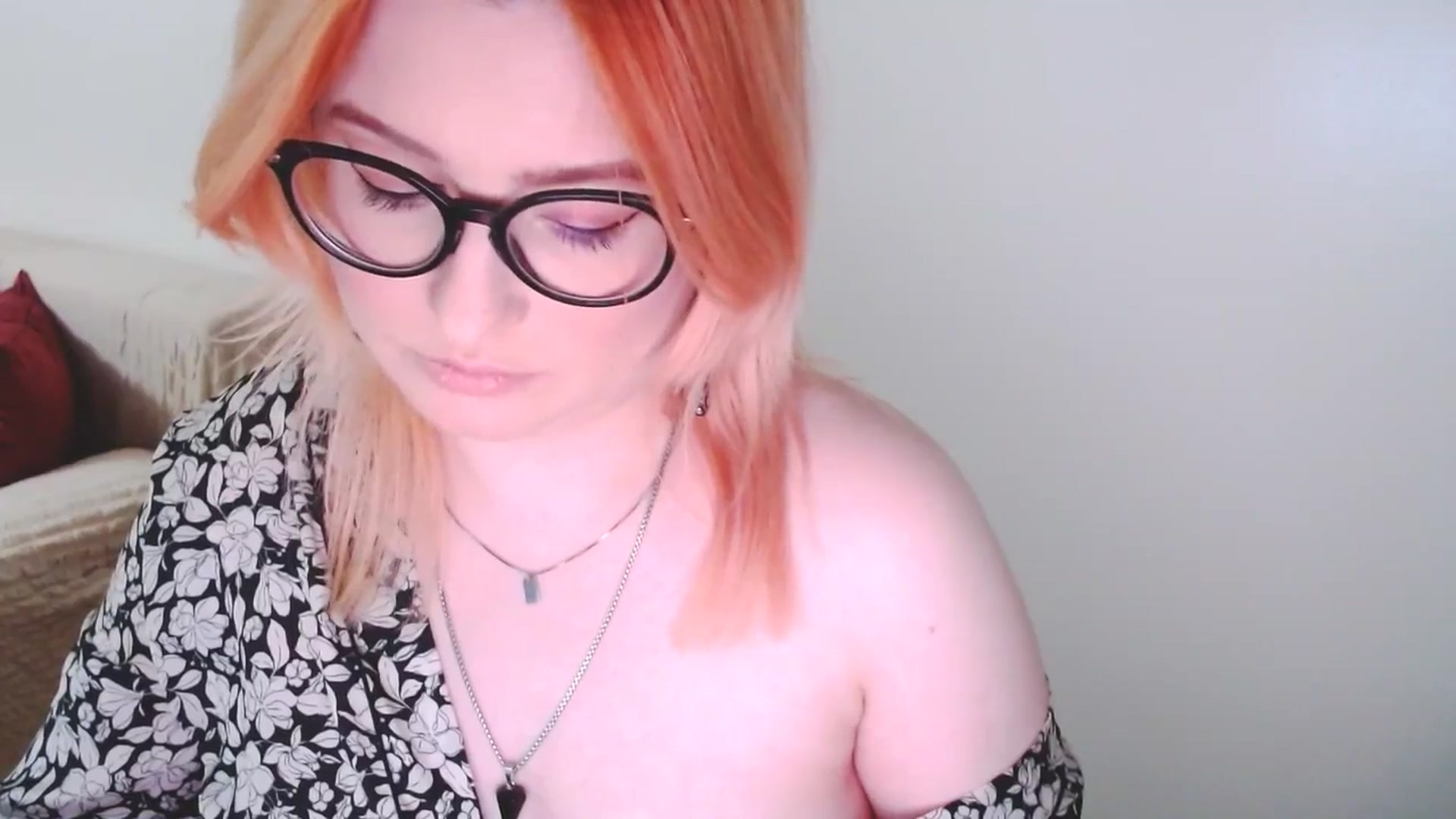 Gallery image thumbnail from EvaStar19's myfreecams stream on, 01/19/2025, 16:04 image 17 of 20