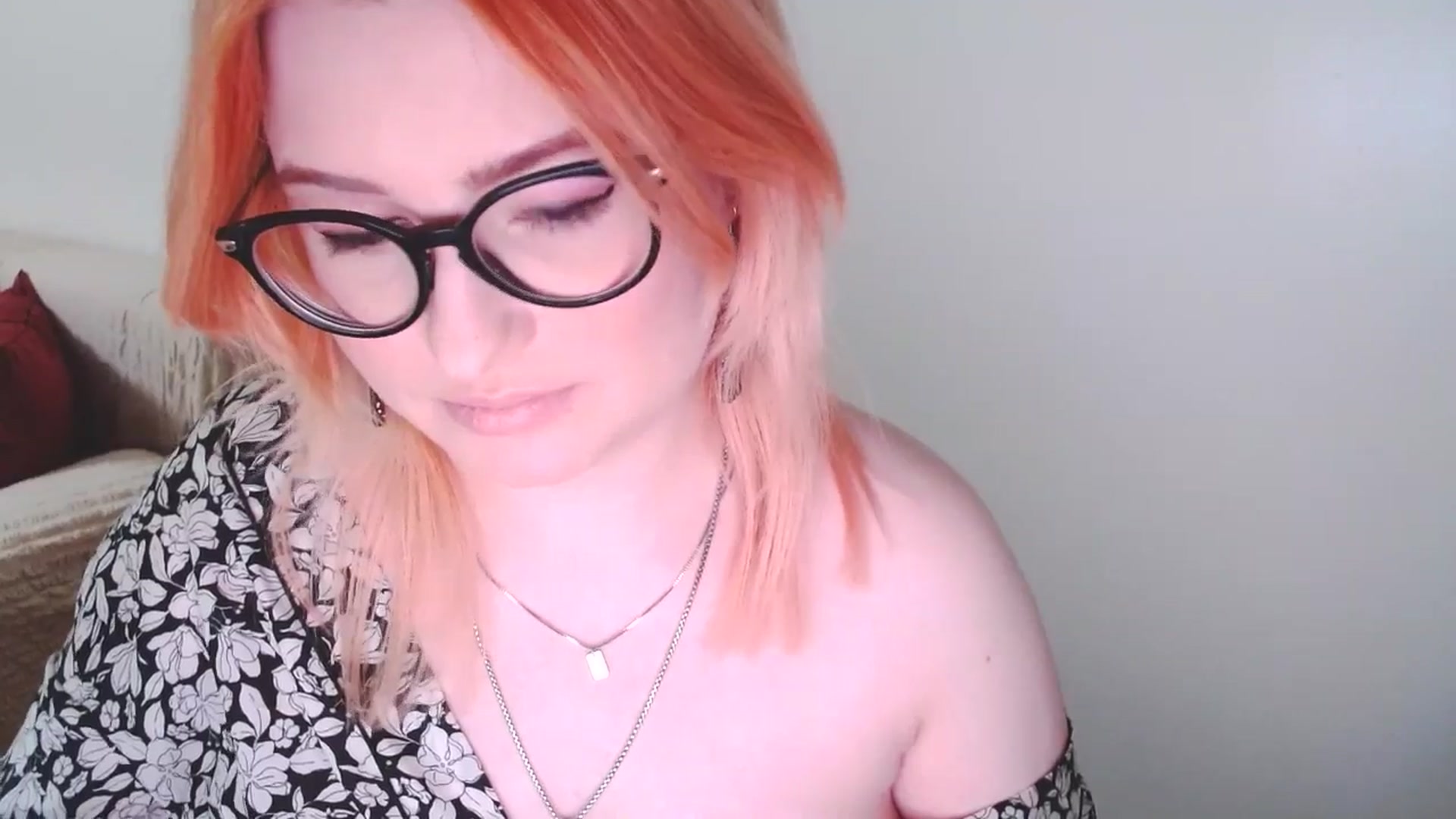 Gallery image thumbnail from EvaStar19's myfreecams stream on, 01/19/2025, 16:04 image 10 of 20