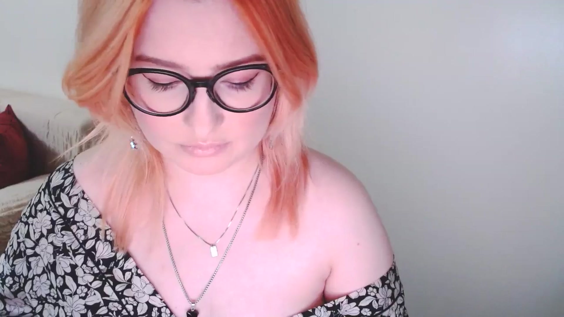 Gallery image thumbnail from EvaStar19's myfreecams stream on, 01/19/2025, 16:04 image 5 of 20