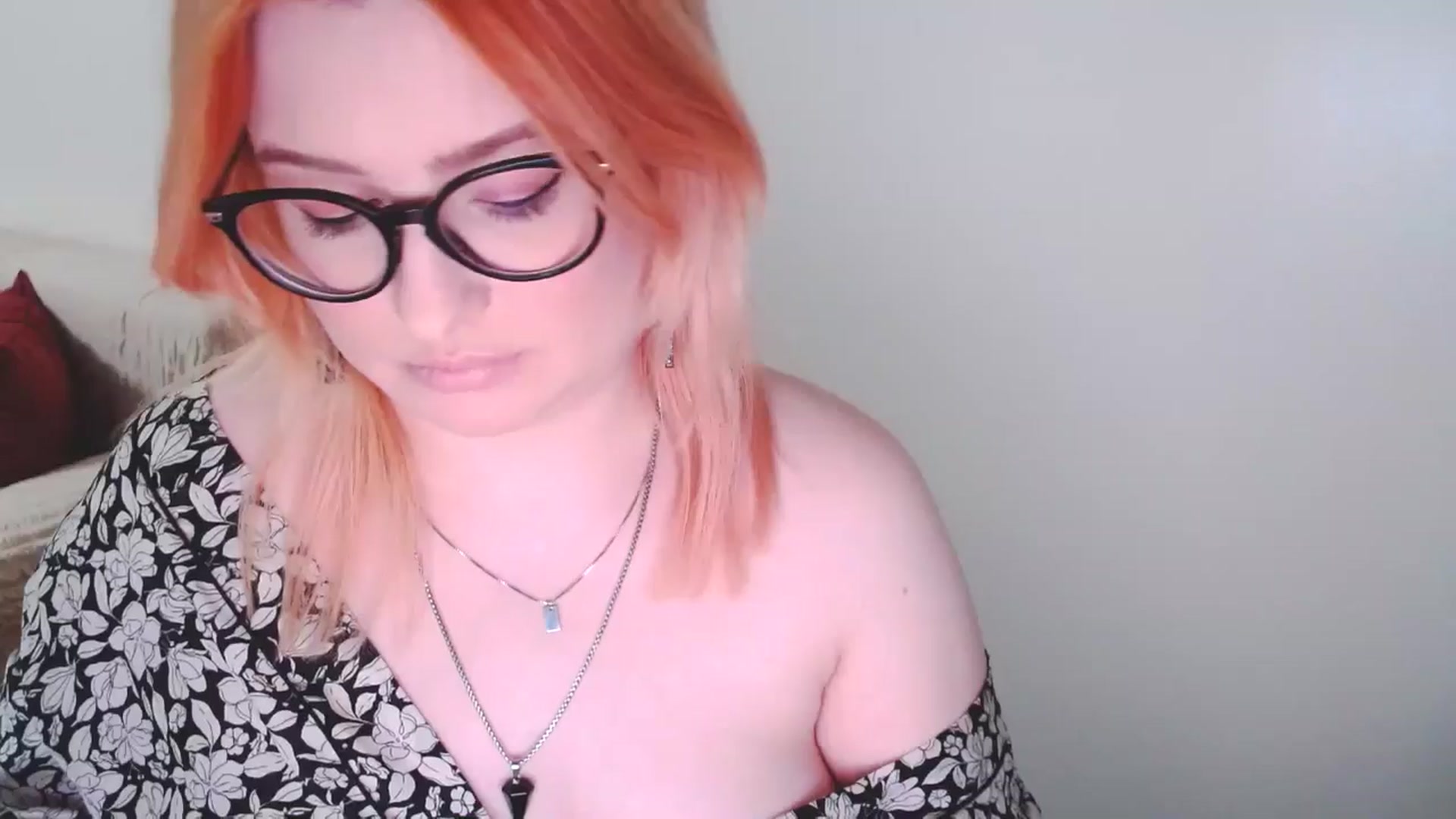 Gallery image thumbnail from EvaStar19's myfreecams stream on, 01/19/2025, 16:04 image 8 of 20