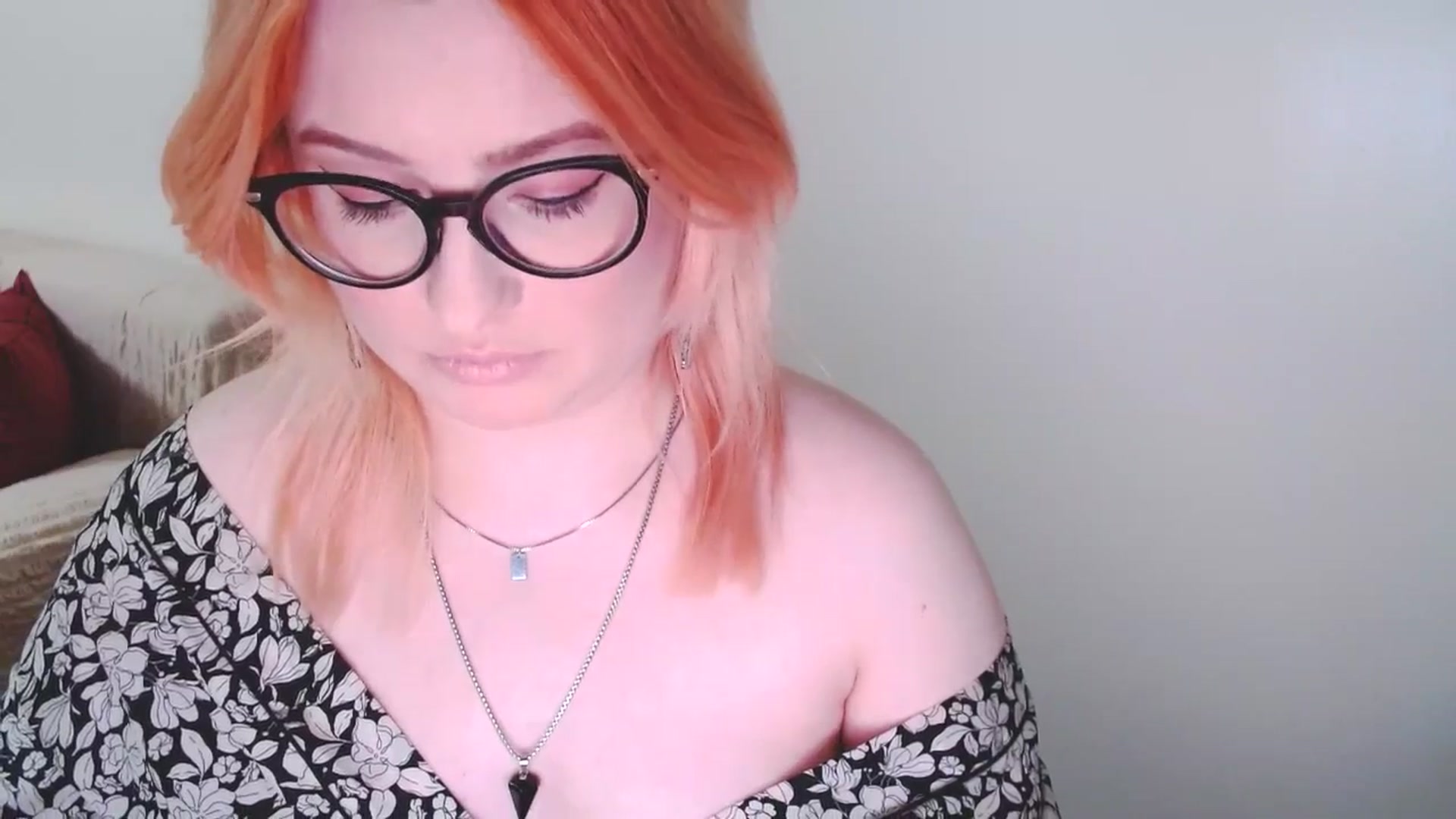Gallery image thumbnail from EvaStar19's myfreecams stream on, 01/19/2025, 16:04 image 3 of 20