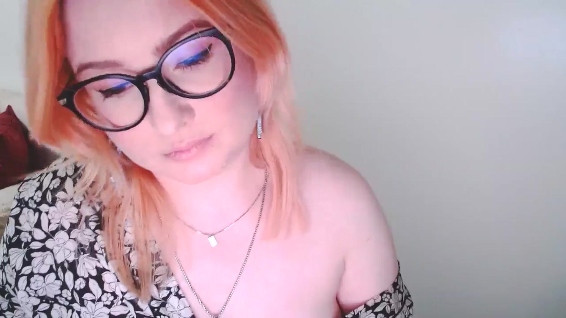 Gallery image thumbnail from EvaStar19's myfreecams stream on, 01/19/2025, 16:04 image 20 of 20