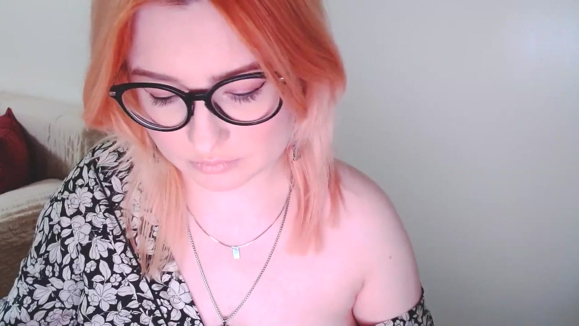 Gallery image thumbnail from EvaStar19's myfreecams stream on, 01/19/2025, 16:04 image 11 of 20