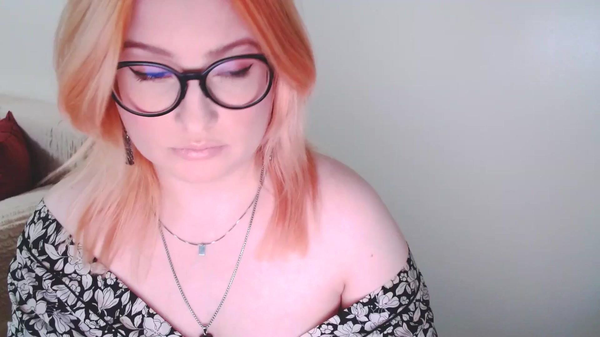 Gallery image thumbnail from EvaStar19's myfreecams stream on, 01/19/2025, 16:04 image 1 of 20