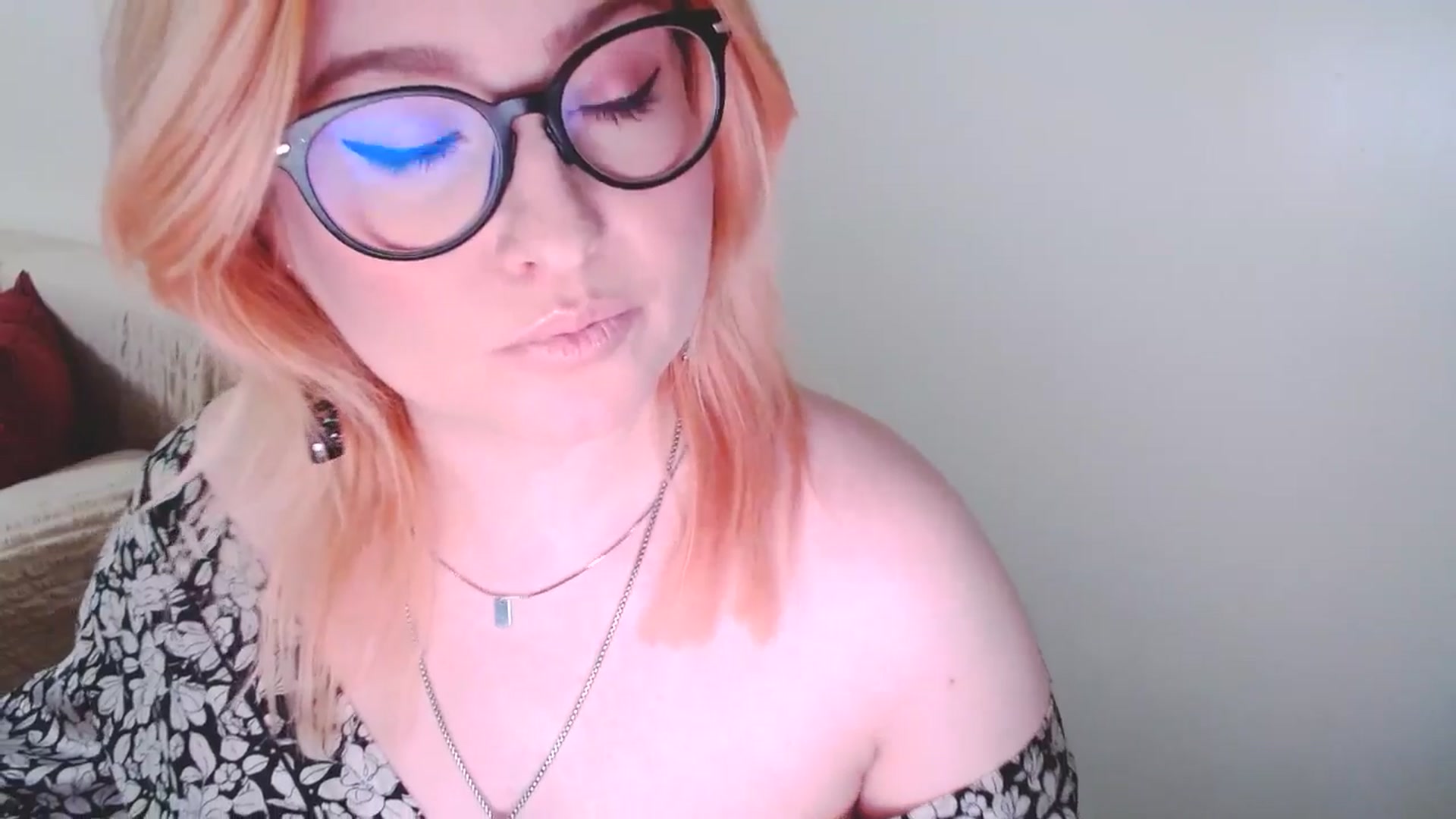 Gallery image thumbnail from EvaStar19's myfreecams stream on, 01/19/2025, 16:04 image 4 of 20