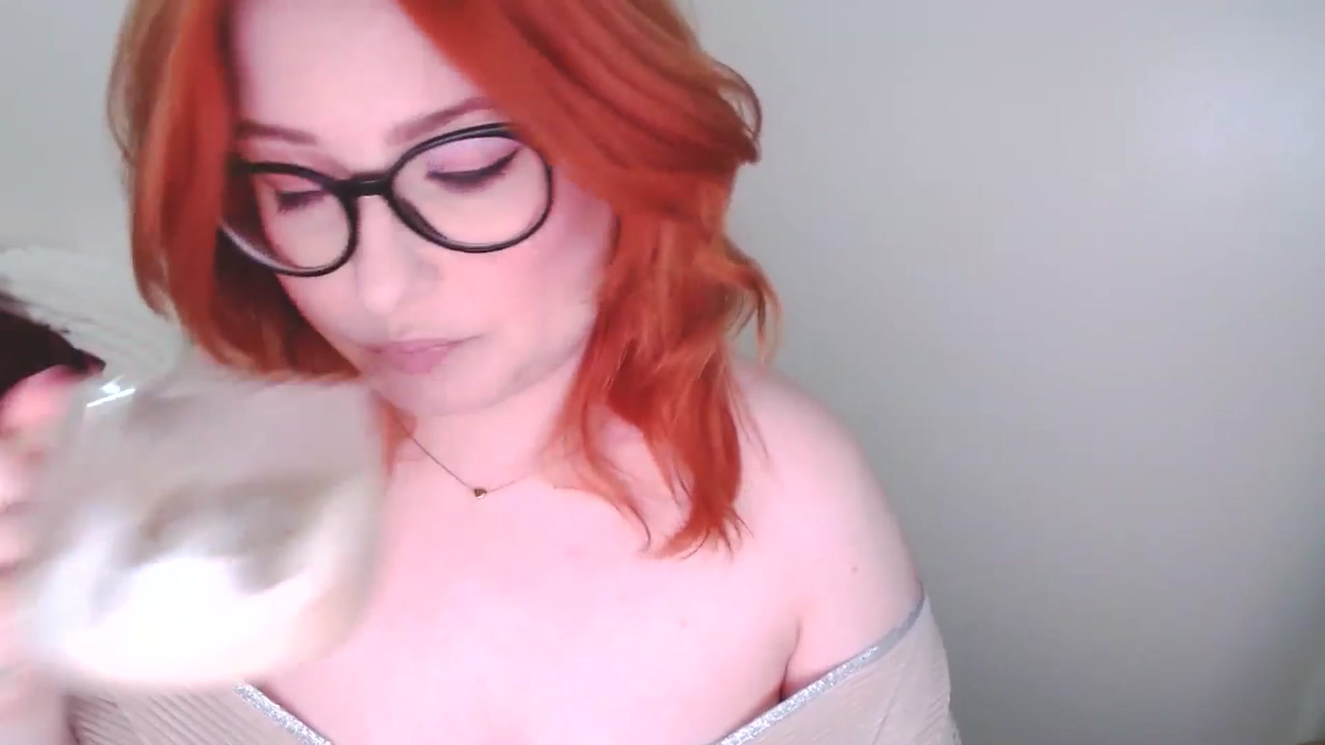 Gallery image thumbnail from EvaStar19's myfreecams stream on, 02/01/2025, 13:29 image 4 of 20