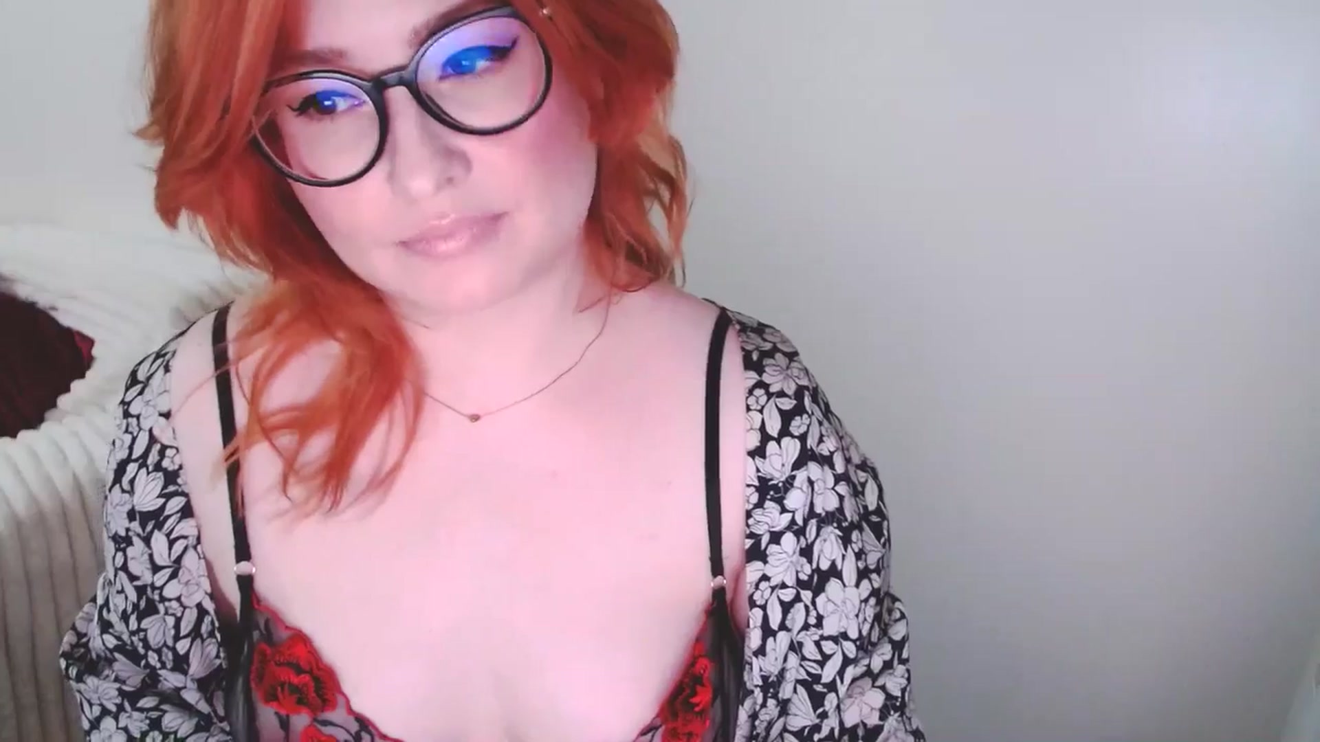 Gallery image thumbnail from EvaStar19's myfreecams stream on, 02/01/2025, 15:37 image 6 of 20