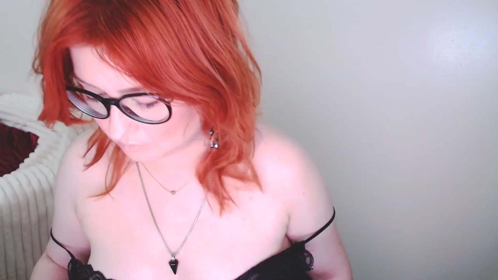 Gallery image thumbnail from EvaStar19's myfreecams stream on, 02/02/2025, 14:21 image 8 of 20