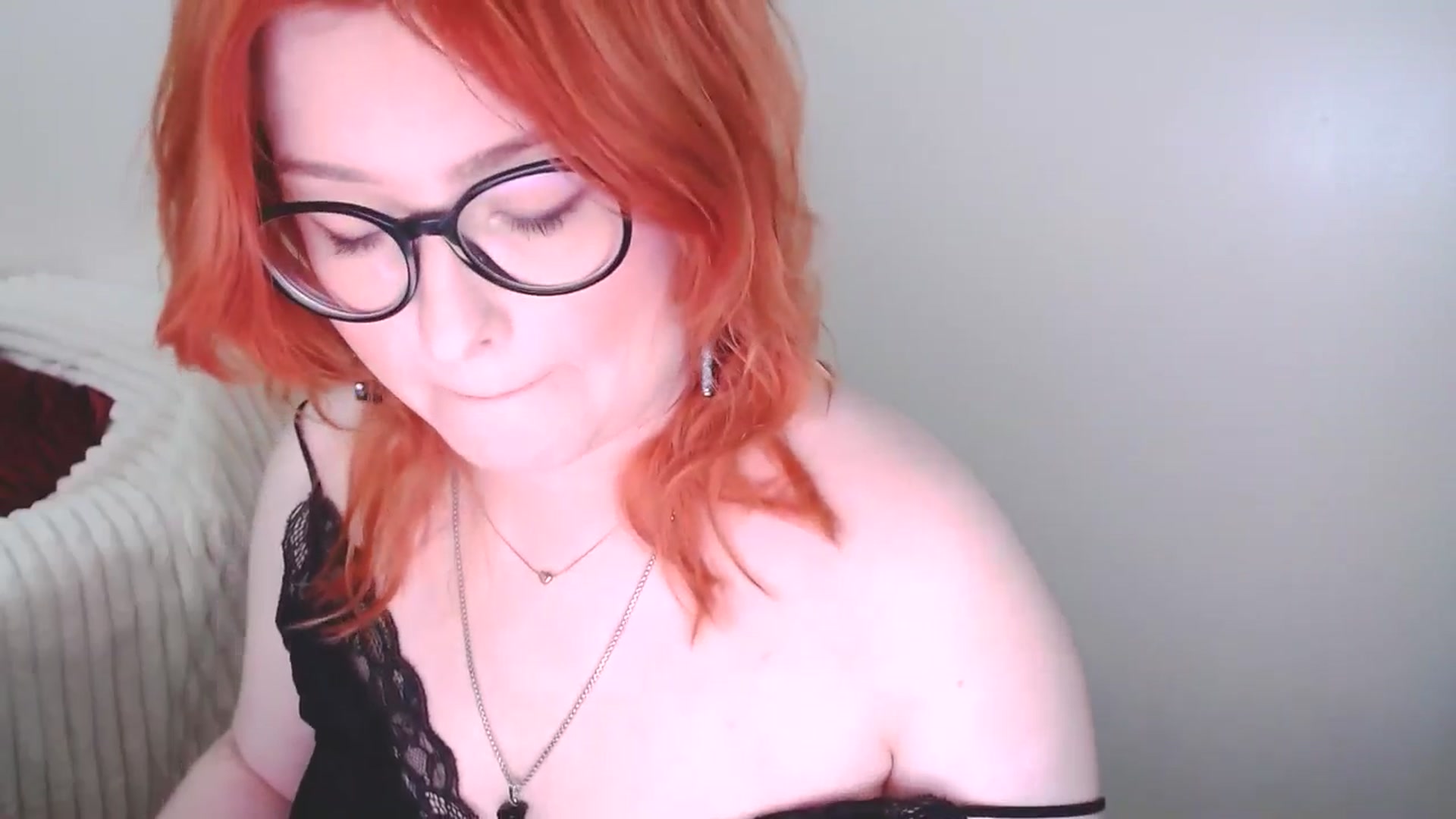 Gallery image thumbnail from EvaStar19's myfreecams stream on, 02/02/2025, 14:21 image 19 of 20