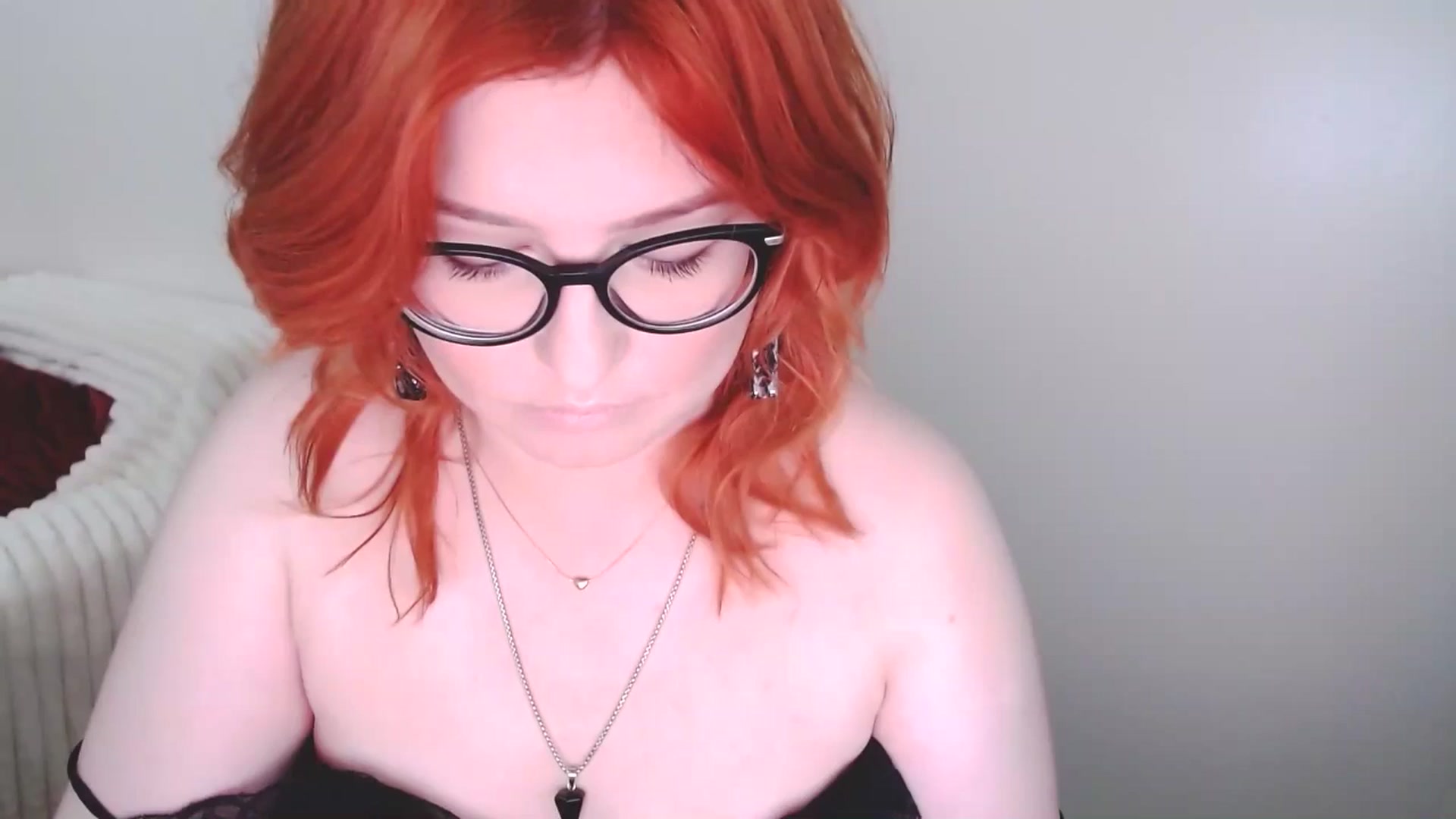 Gallery image thumbnail from EvaStar19's myfreecams stream on, 02/02/2025, 14:21 image 1 of 20