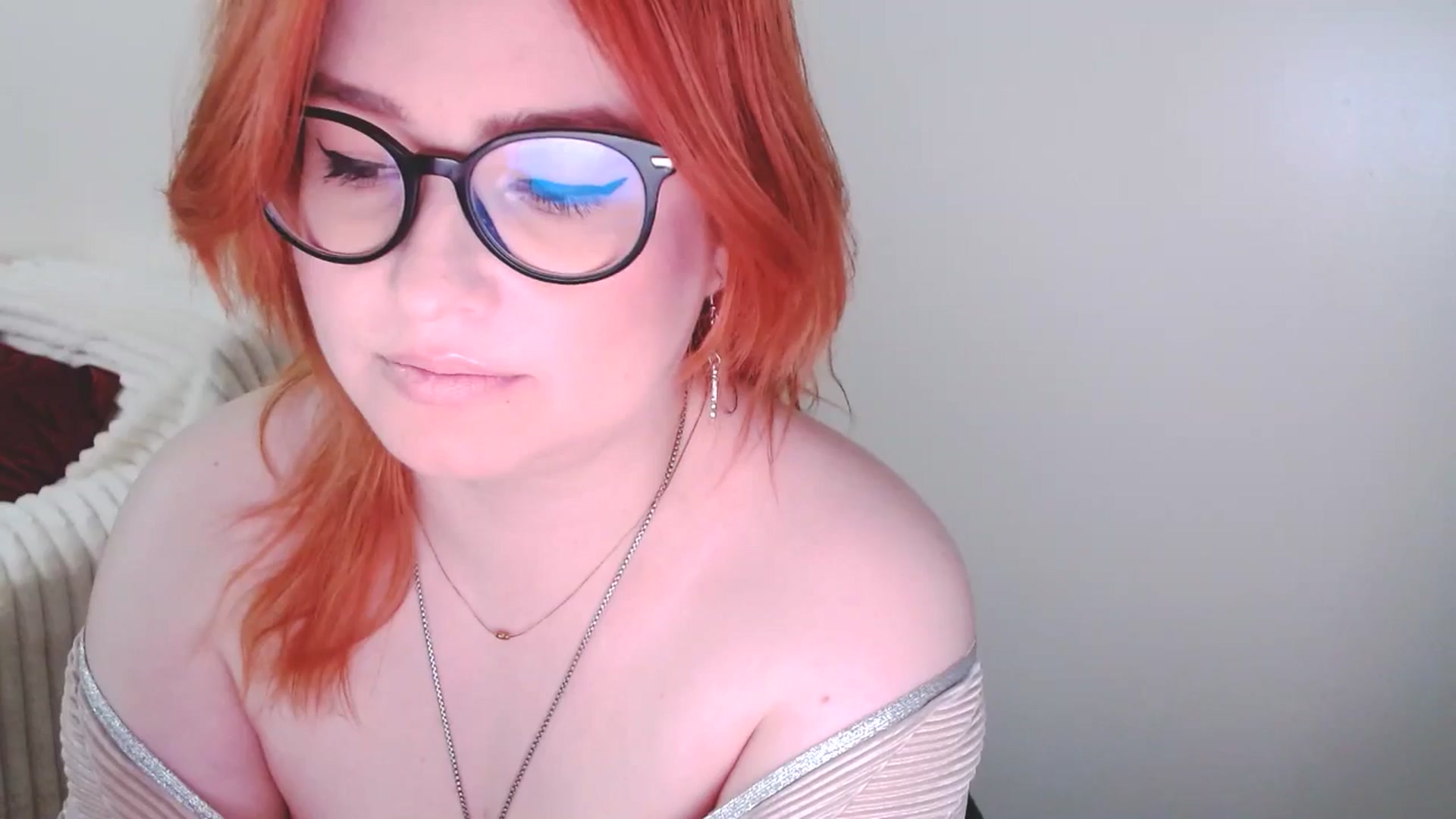 Gallery image thumbnail from EvaStar19's myfreecams stream on, 02/08/2025, 15:55 image 5 of 20