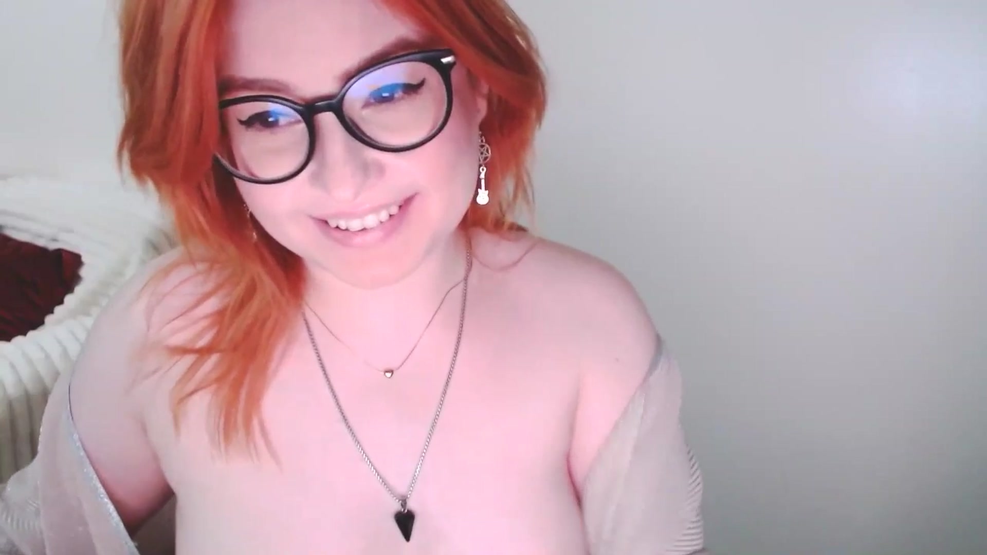 Gallery image thumbnail from EvaStar19's myfreecams stream on, 02/08/2025, 15:55 image 14 of 20