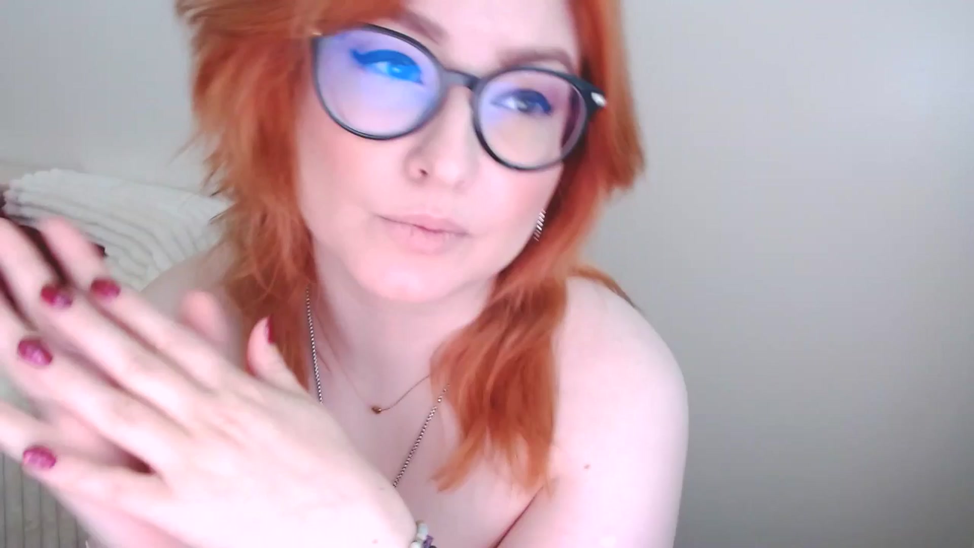 Gallery image thumbnail from EvaStar19's myfreecams stream on, 02/09/2025, 12:35 image 10 of 20