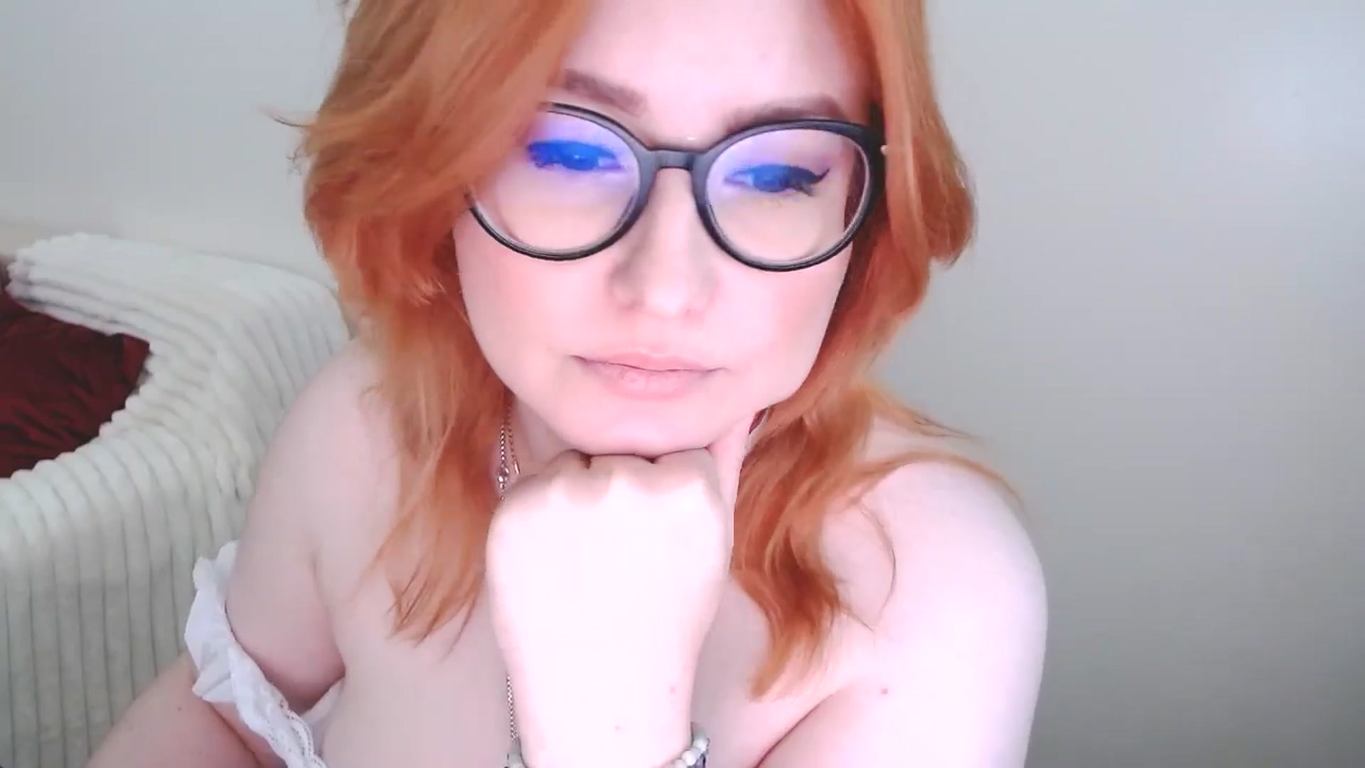 Gallery image thumbnail from EvaStar19's myfreecams stream on, 02/09/2025, 13:59 image 14 of 20