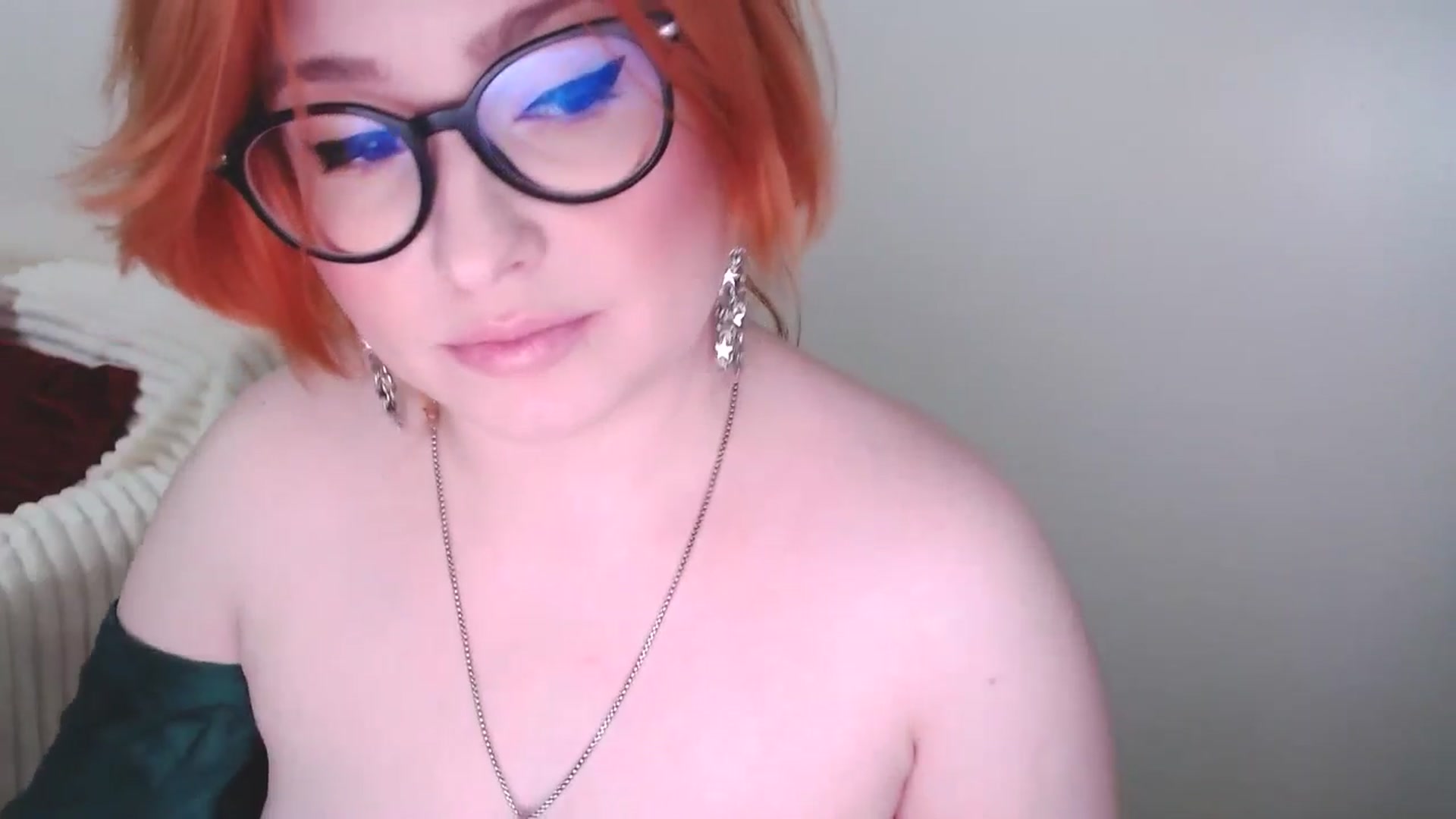 Gallery image thumbnail from EvaStar19's myfreecams stream on, 02/15/2025, 14:03 image 7 of 20