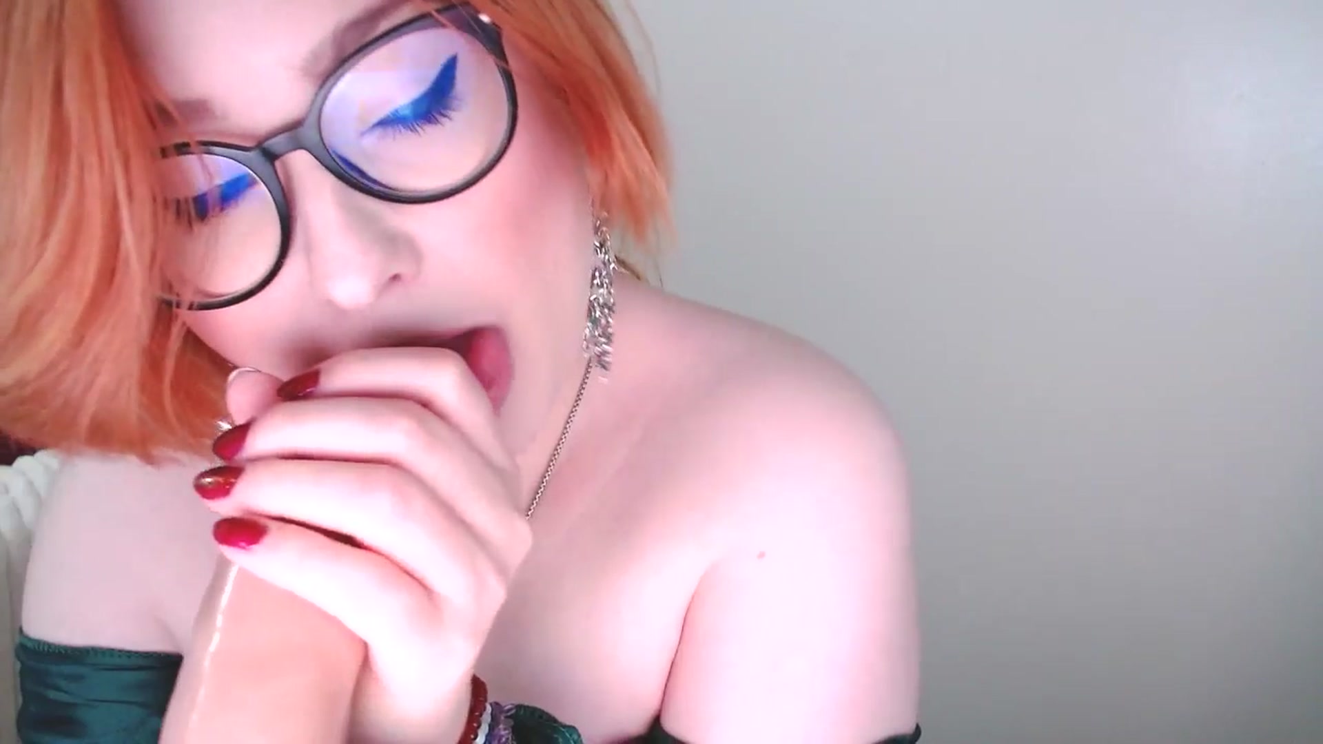 Gallery image thumbnail from EvaStar19's myfreecams stream on, 02/15/2025, 14:03 image 6 of 20