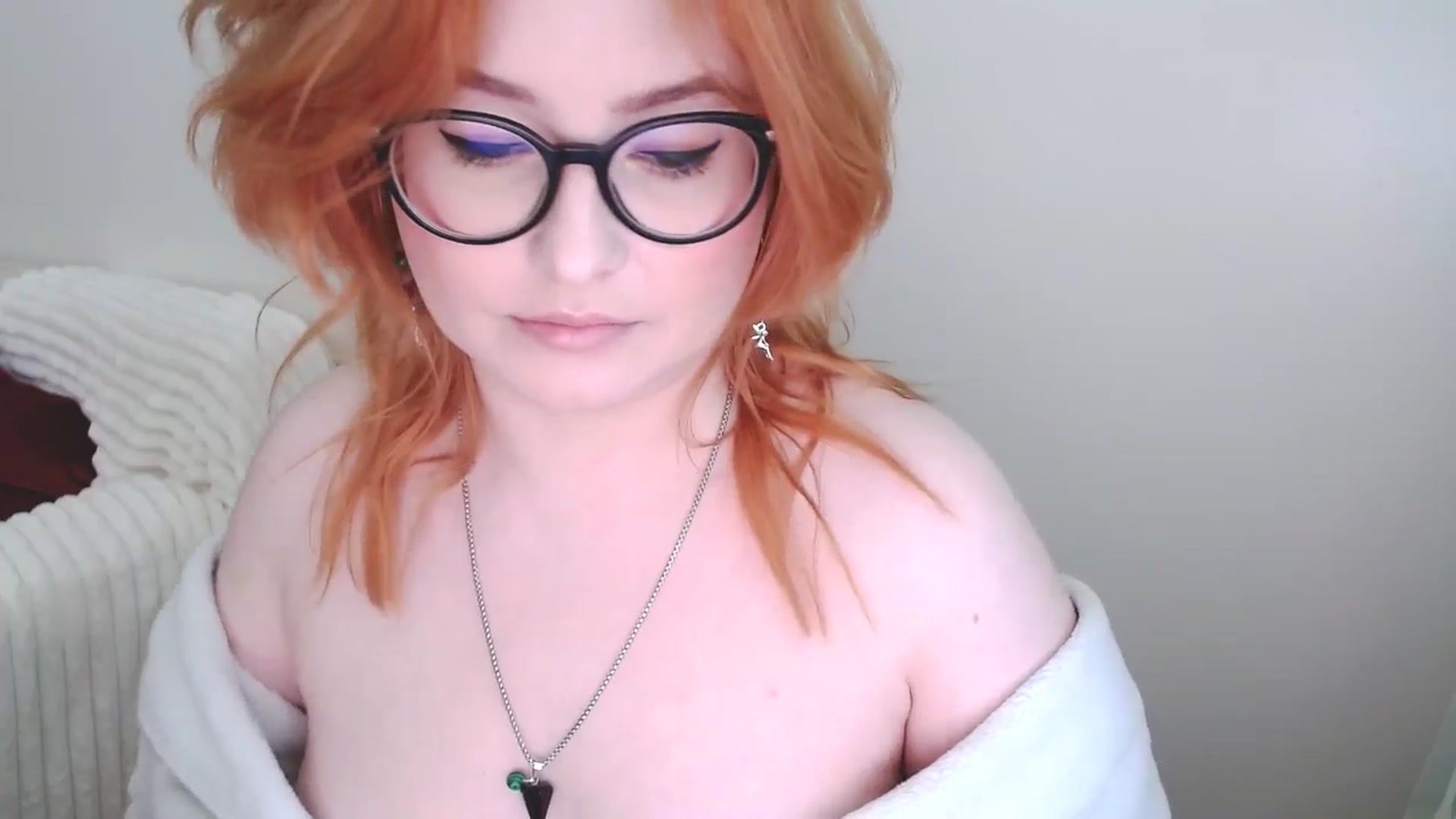 Gallery image thumbnail from EvaStar19's myfreecams stream on, 02/23/2025, 14:29 image 8 of 20
