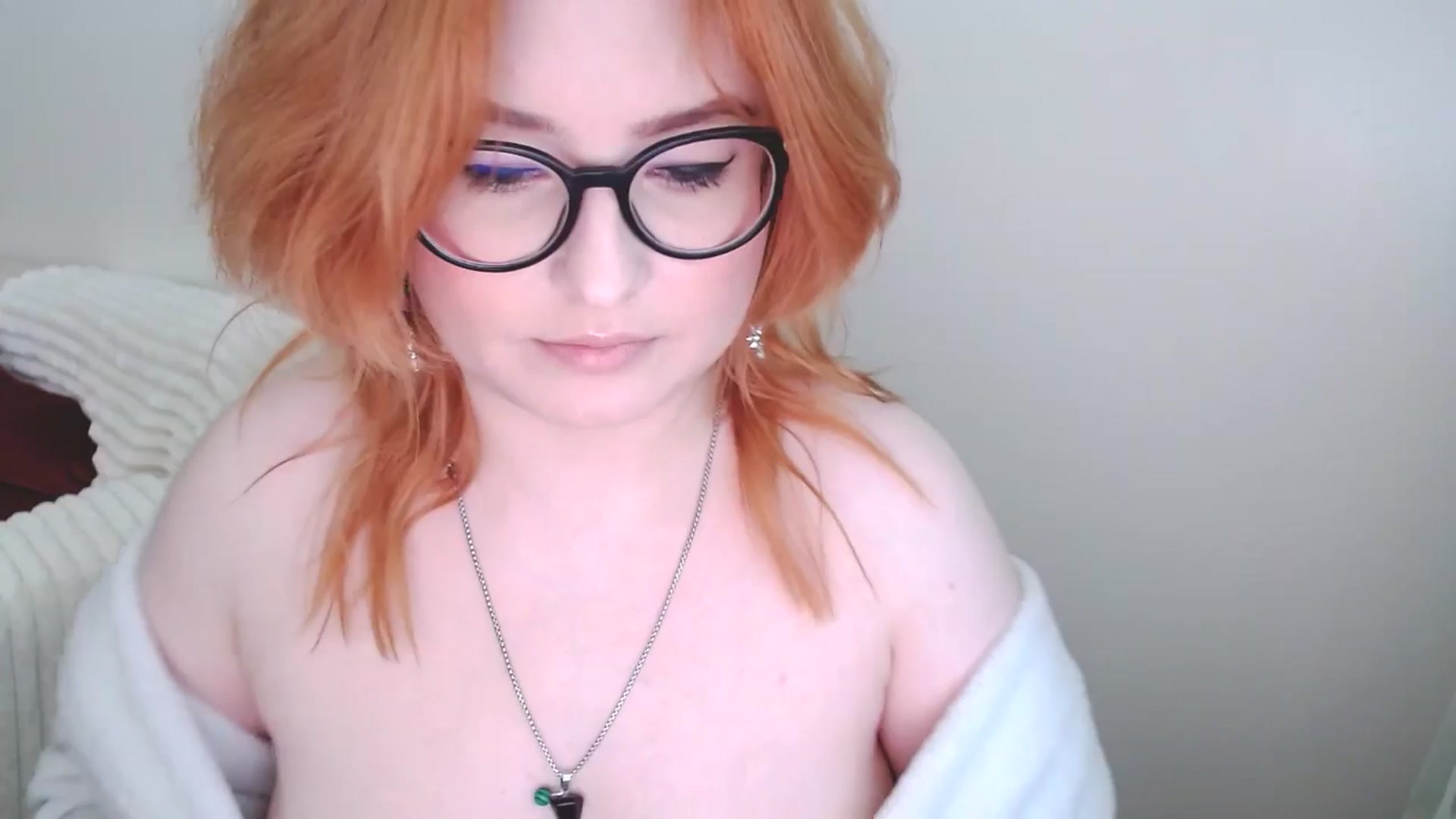 Gallery image thumbnail from EvaStar19's myfreecams stream on, 02/23/2025, 14:29 image 5 of 20