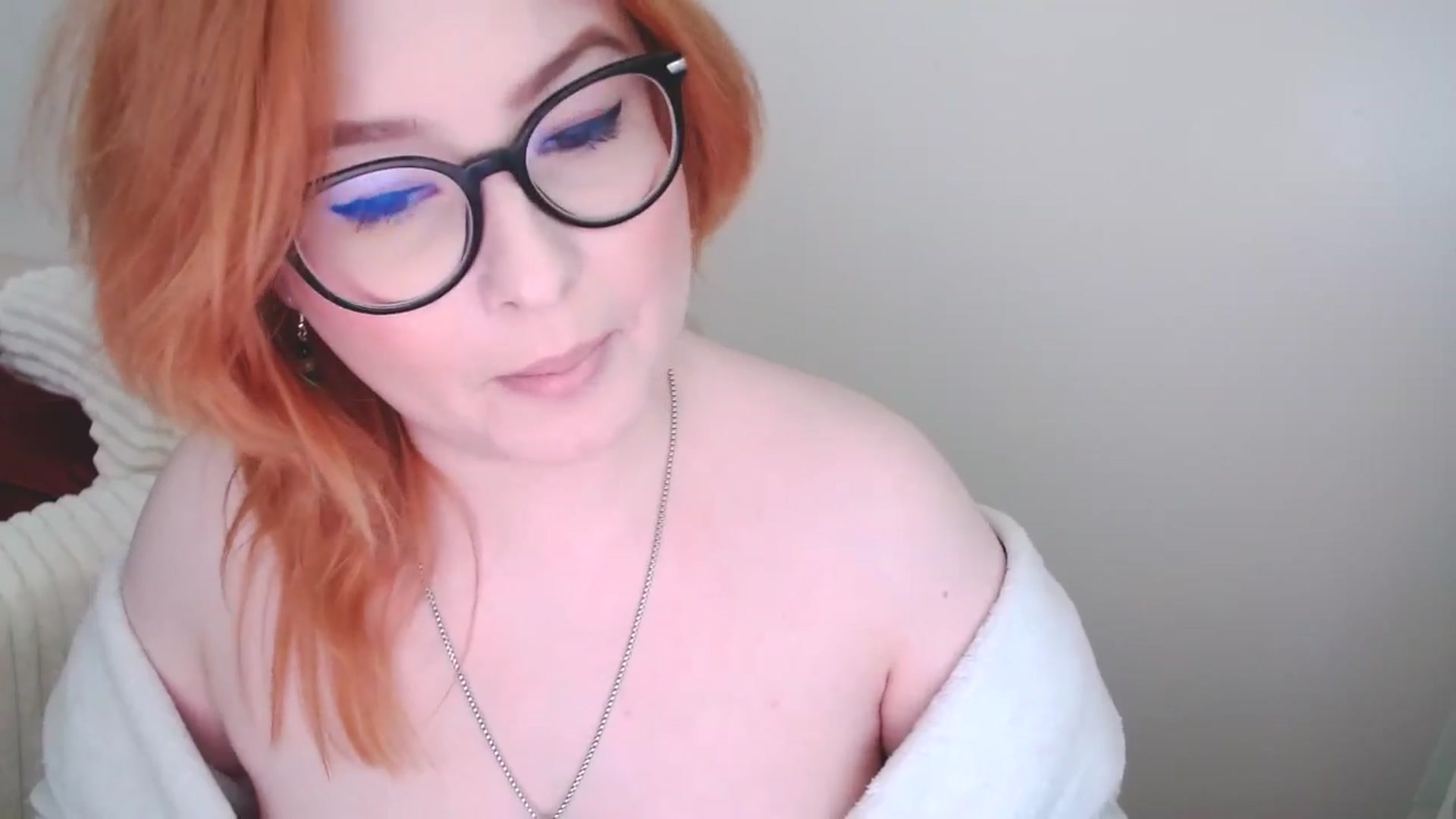 Gallery image thumbnail from EvaStar19's myfreecams stream on, 02/23/2025, 15:17 image 9 of 20