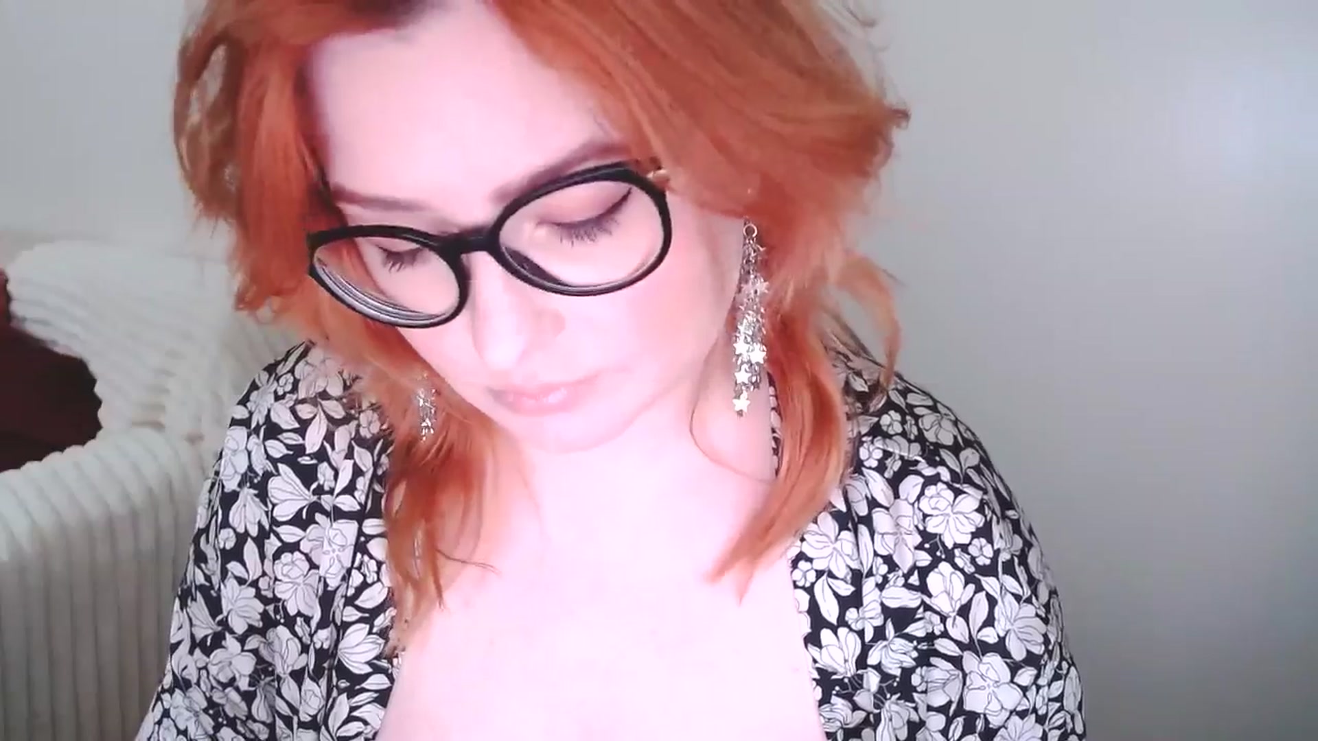 Gallery image thumbnail from EvaStar19's myfreecams stream on, 03/01/2025, 12:56 image 2 of 20