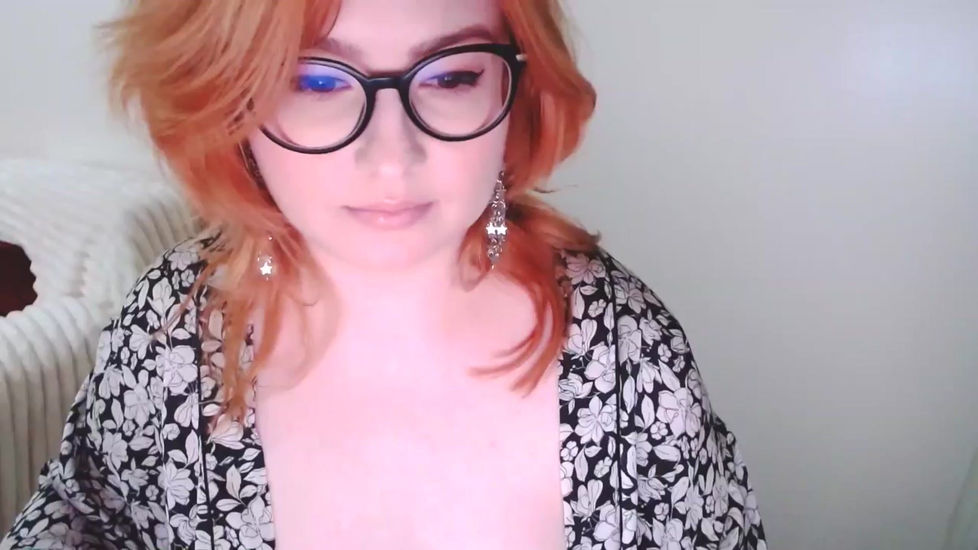 Gallery image thumbnail from EvaStar19's myfreecams stream on, 03/01/2025, 16:49 image 18 of 20