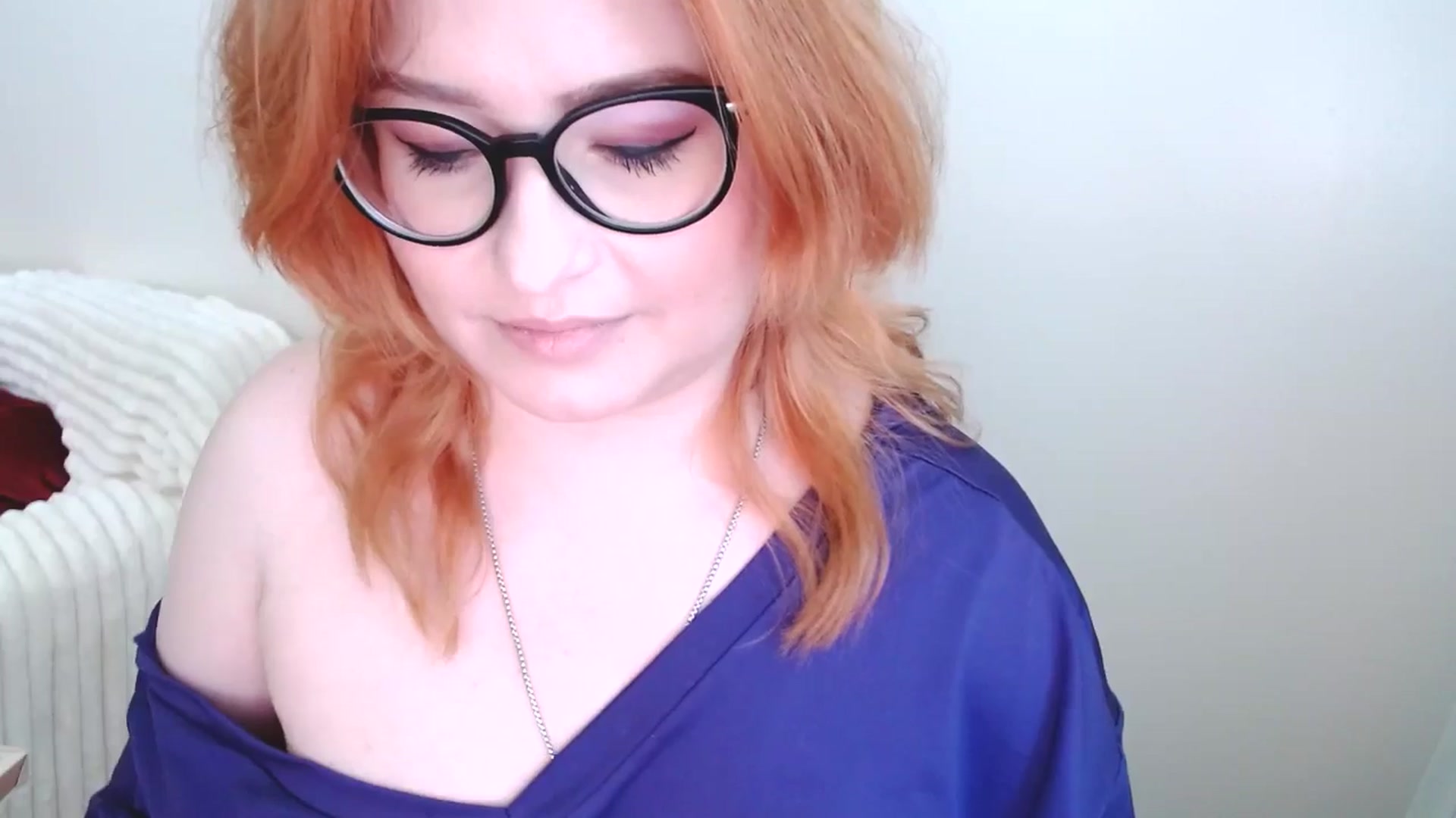 Gallery image thumbnail from EvaStar19's myfreecams stream on, 03/02/2025, 13:49 image 18 of 20