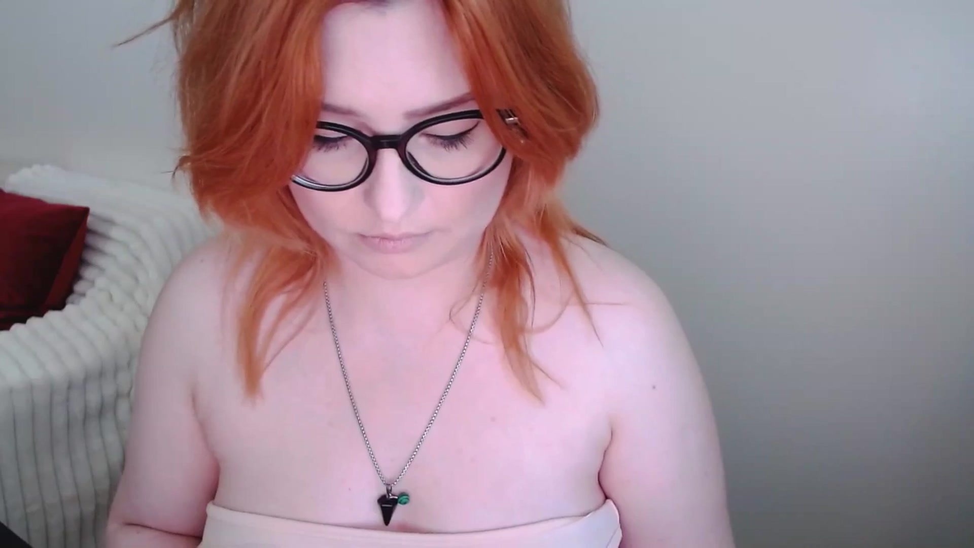Gallery image thumbnail from EvaStar19's myfreecams stream on, 03/08/2025, 13:03 image 10 of 20