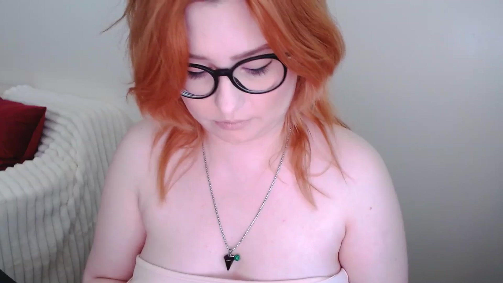 Gallery image thumbnail from EvaStar19's myfreecams stream on, 03/08/2025, 13:03 image 12 of 20