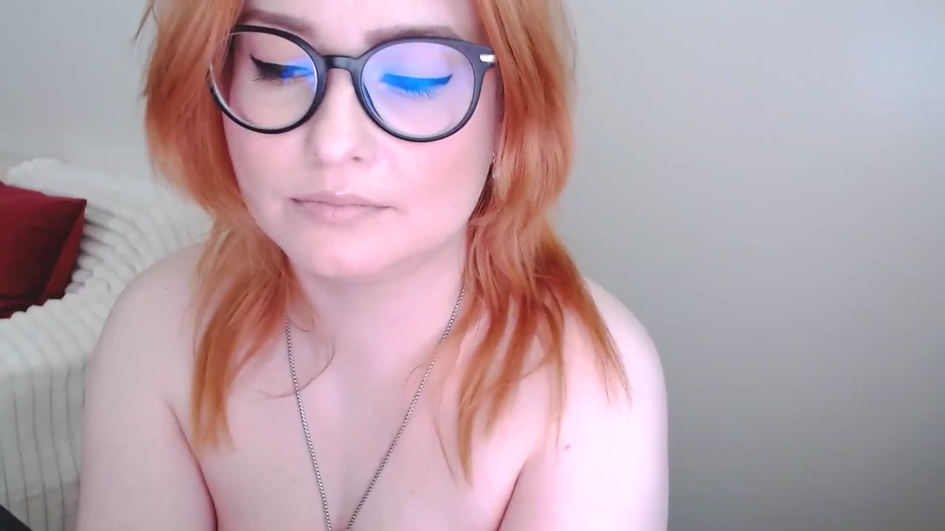 Gallery image thumbnail from EvaStar19's myfreecams stream on, 03/08/2025, 14:18 image 16 of 20