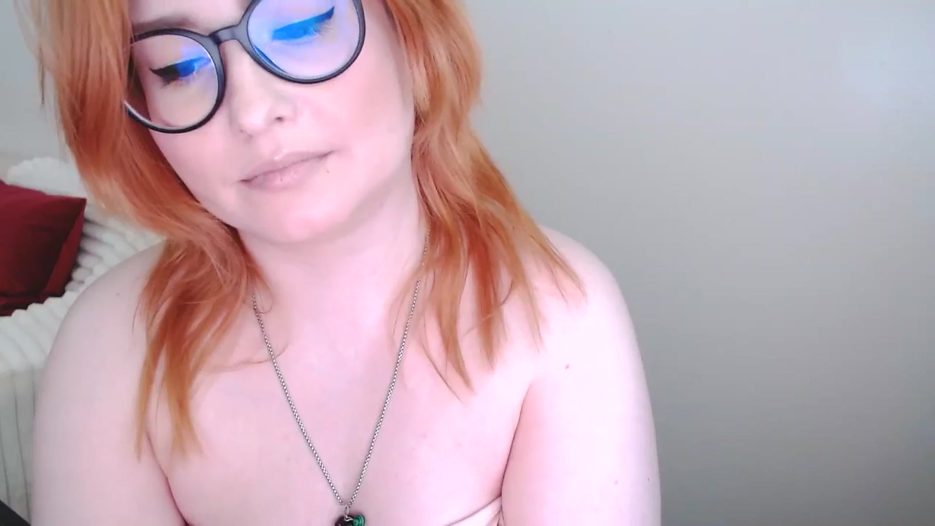 Gallery image thumbnail from EvaStar19's myfreecams stream on, 03/08/2025, 14:18 image 13 of 20