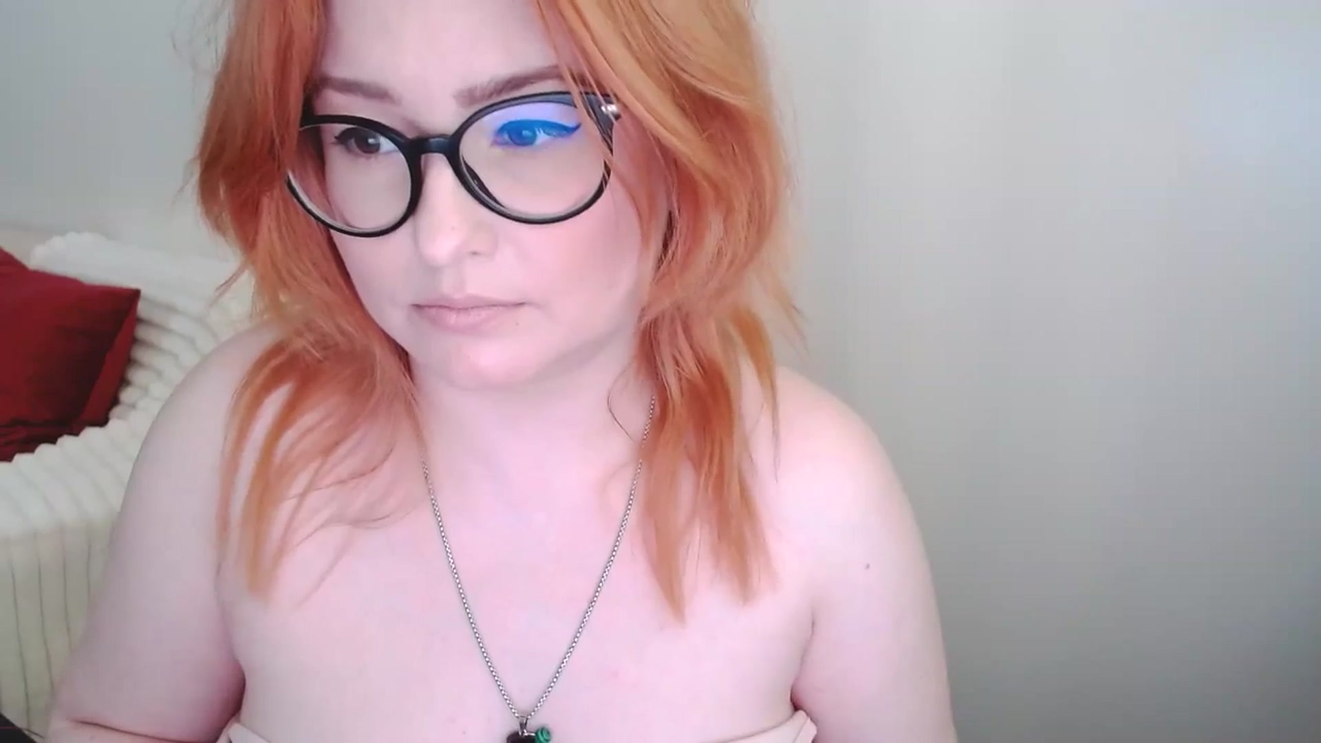 Gallery image thumbnail from EvaStar19's myfreecams stream on, 03/08/2025, 15:46 image 11 of 20
