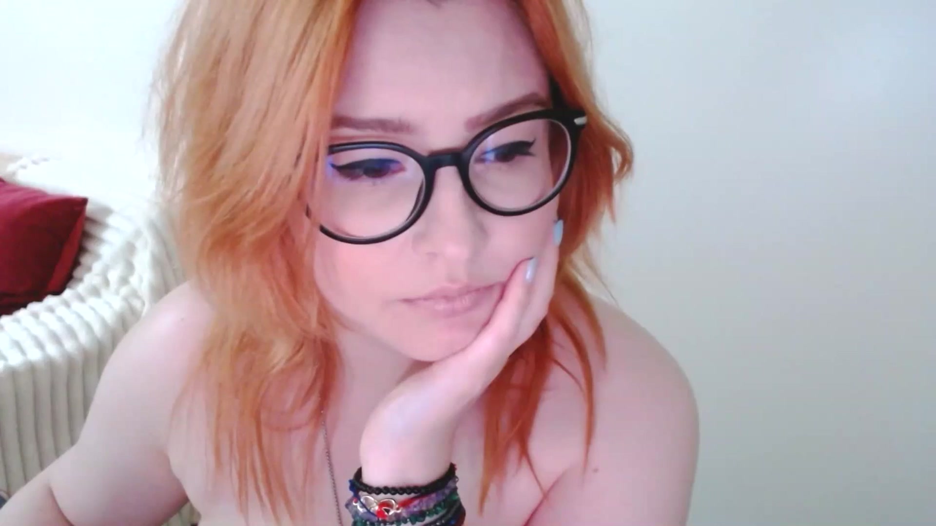 Gallery image thumbnail from EvaStar19's myfreecams stream on, 03/08/2025, 17:12 image 18 of 20