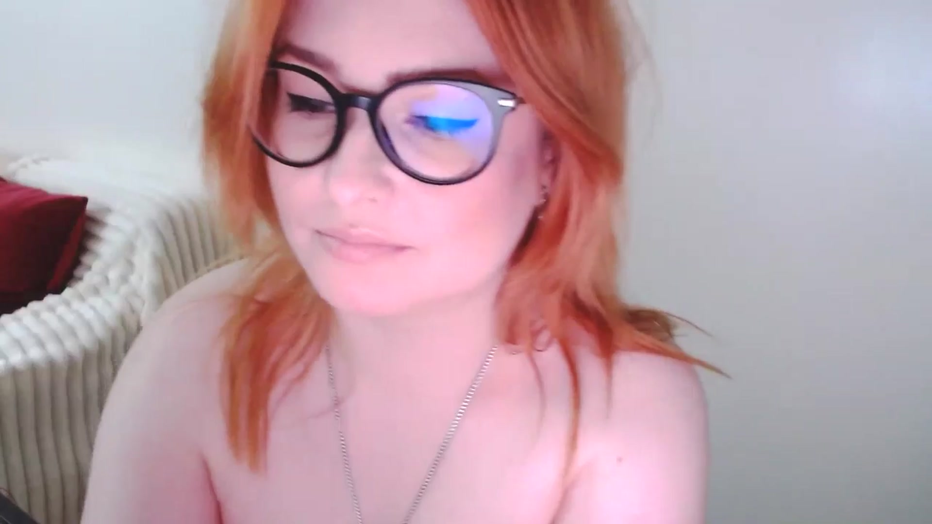 Gallery image thumbnail from EvaStar19's myfreecams stream on, 03/08/2025, 17:12 image 13 of 20