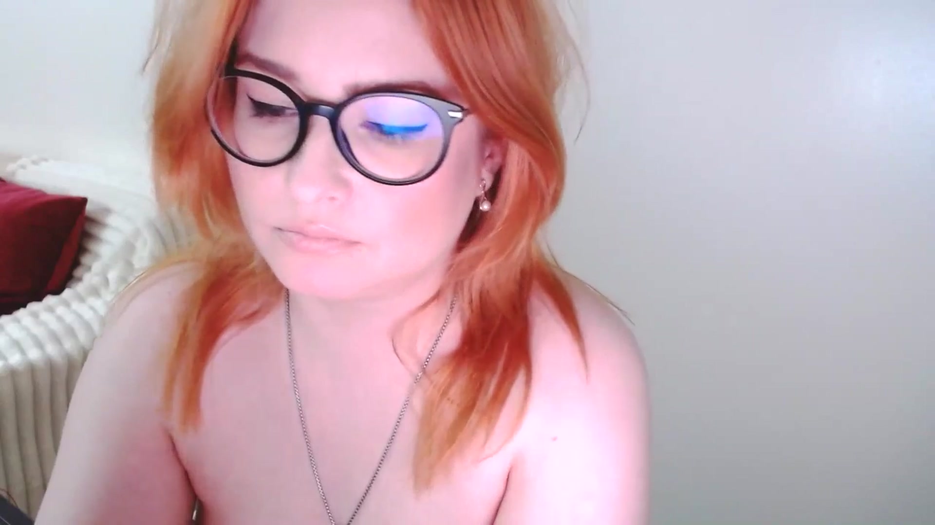 Gallery image thumbnail from EvaStar19's myfreecams stream on, 03/08/2025, 17:12 image 4 of 20