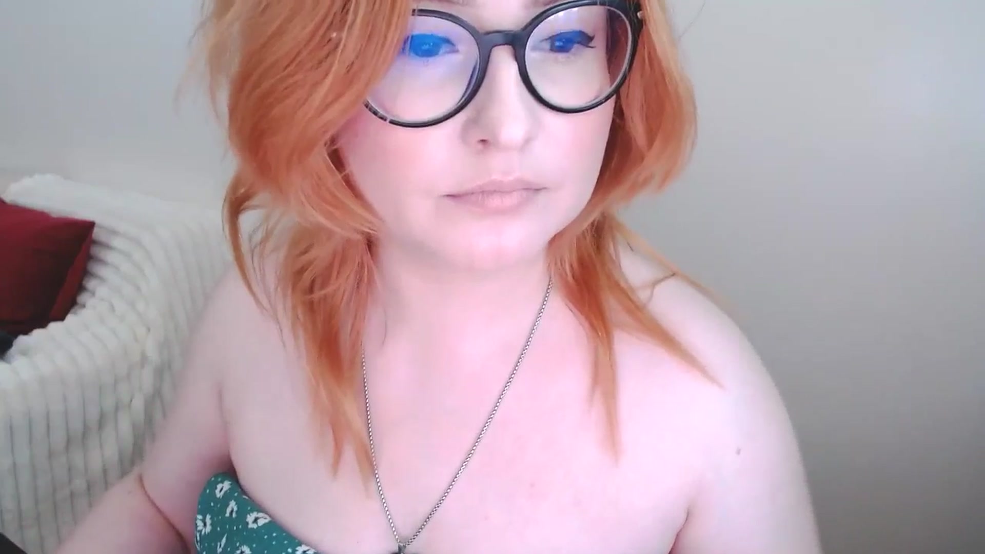Gallery image thumbnail from EvaStar19's myfreecams stream on, 03/09/2025, 11:38 image 8 of 20