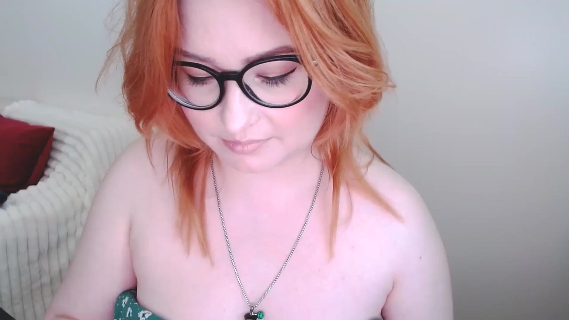 Gallery image thumbnail from EvaStar19's myfreecams stream on, 03/09/2025, 11:38 image 11 of 20