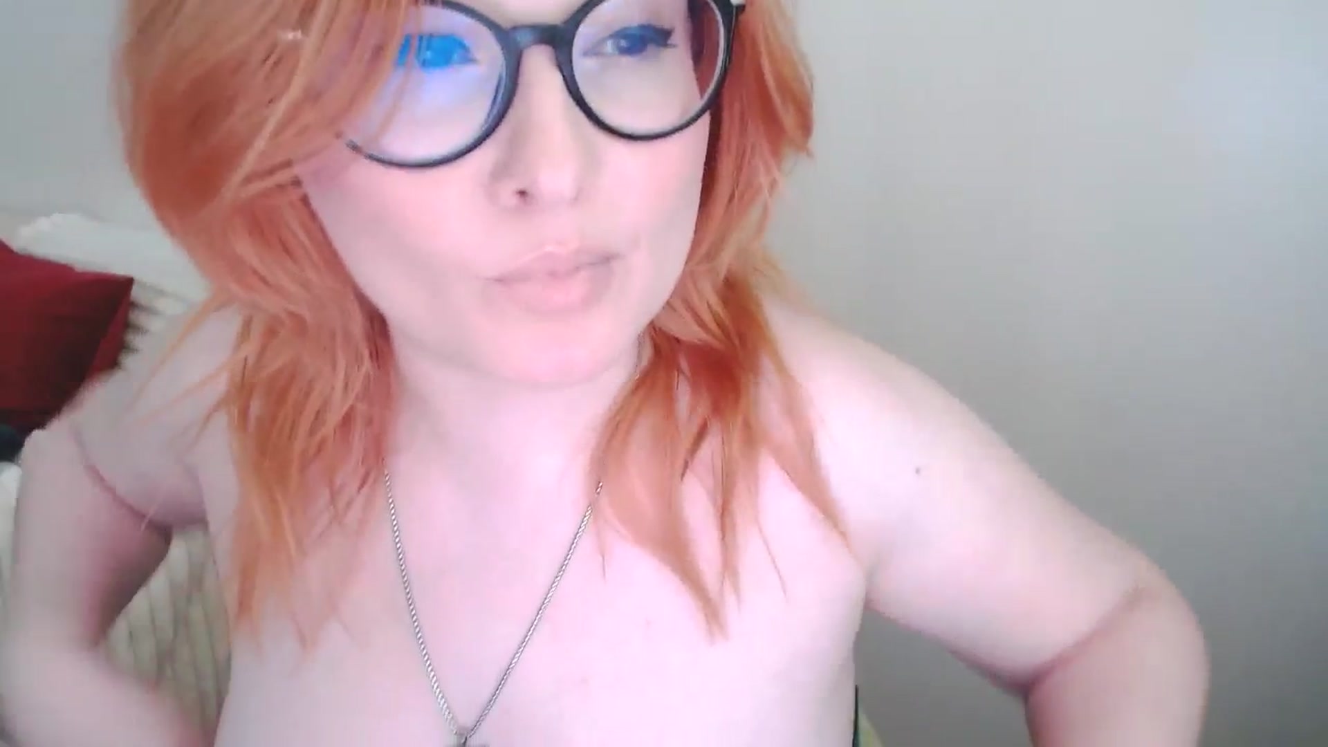 Gallery image thumbnail from EvaStar19's myfreecams stream on, 03/09/2025, 15:25 image 10 of 20