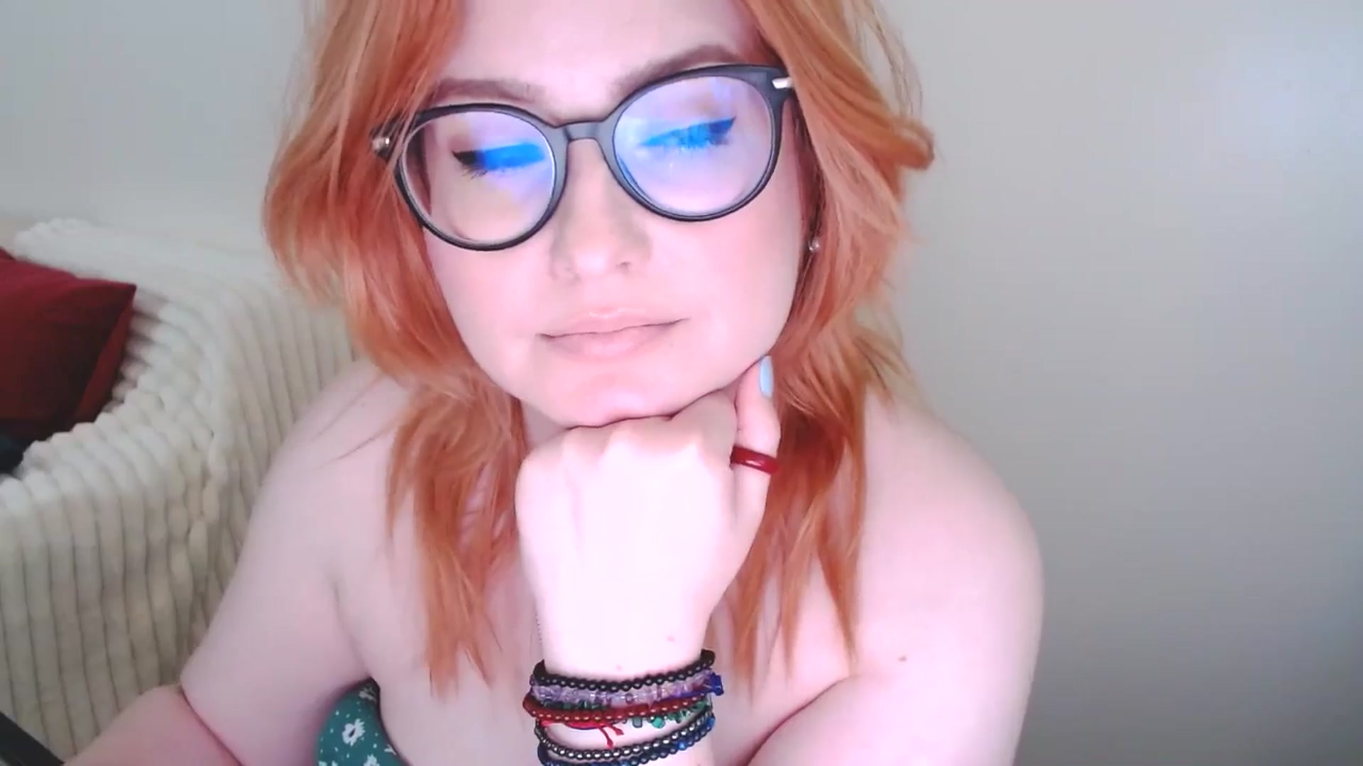 Gallery image thumbnail from EvaStar19's myfreecams stream on, 03/09/2025, 16:21 image 3 of 20