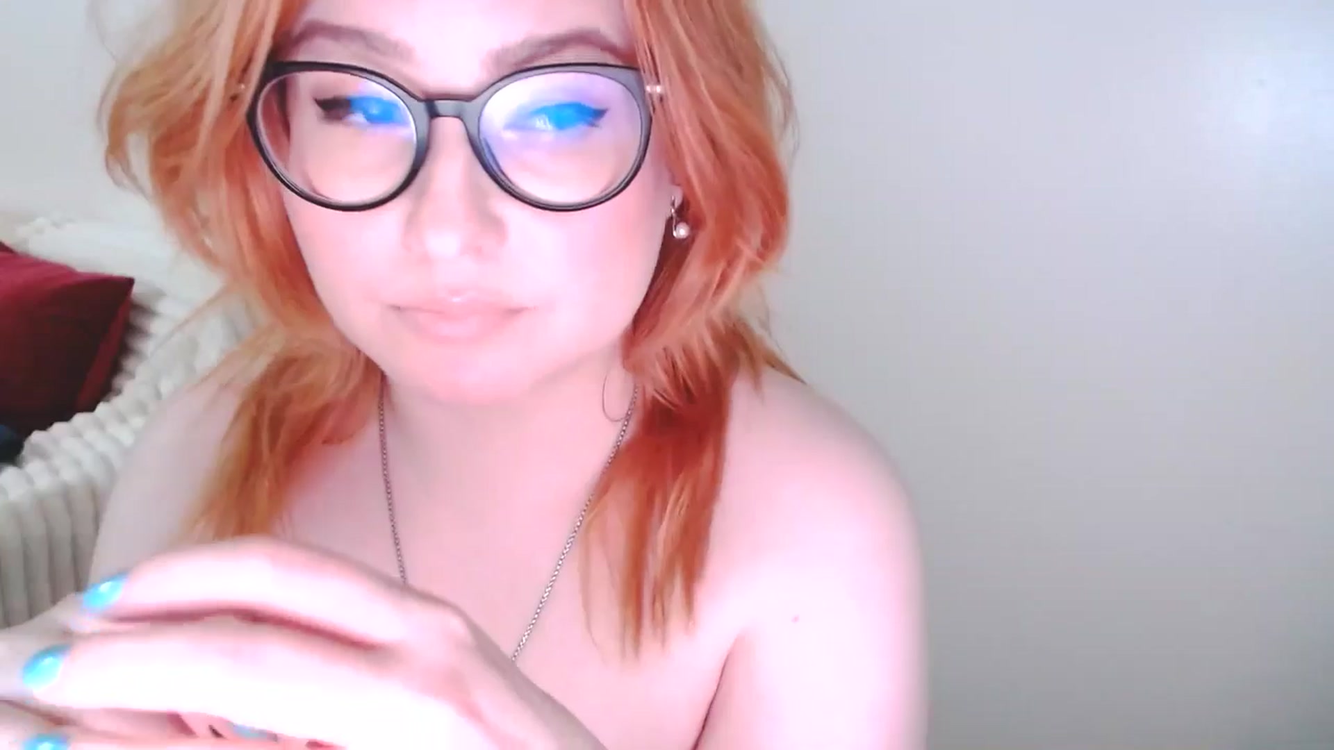 Gallery image thumbnail from EvaStar19's myfreecams stream on, 03/09/2025, 16:21 image 17 of 20