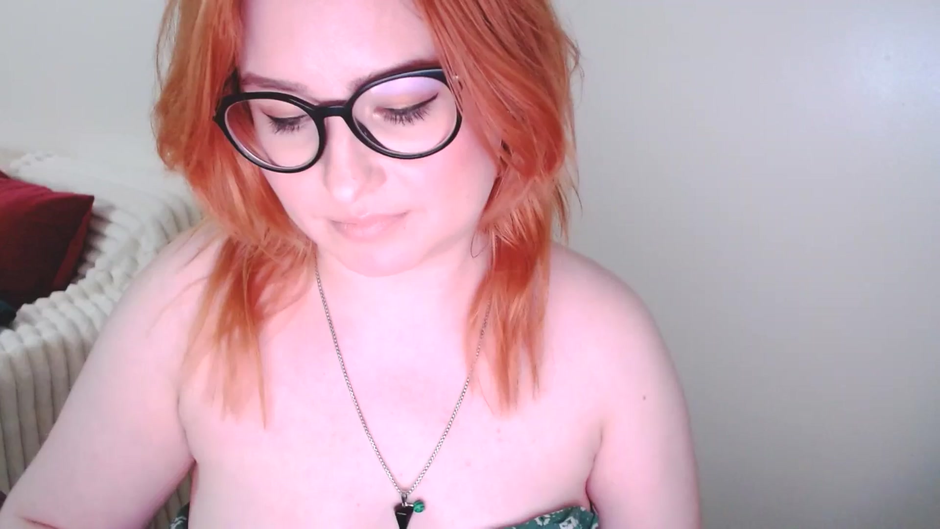 Gallery image thumbnail from EvaStar19's myfreecams stream on, 03/09/2025, 16:21 image 18 of 20
