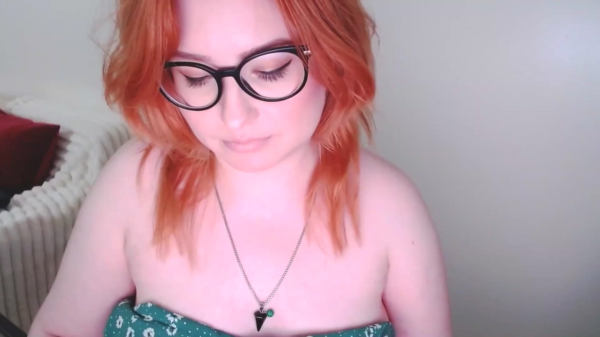 Gallery image thumbnail from EvaStar19's myfreecams stream on, 03/09/2025, 16:21 image 14 of 20