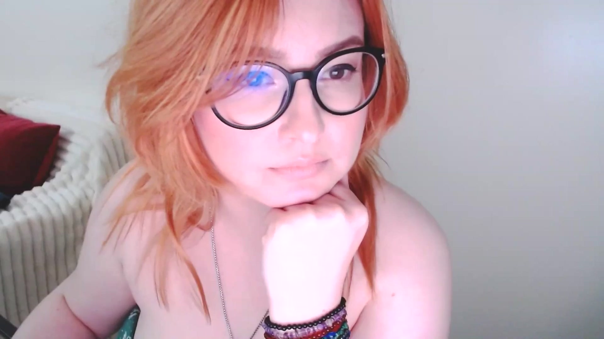 Gallery image thumbnail from EvaStar19's myfreecams stream on, 03/09/2025, 16:21 image 19 of 20