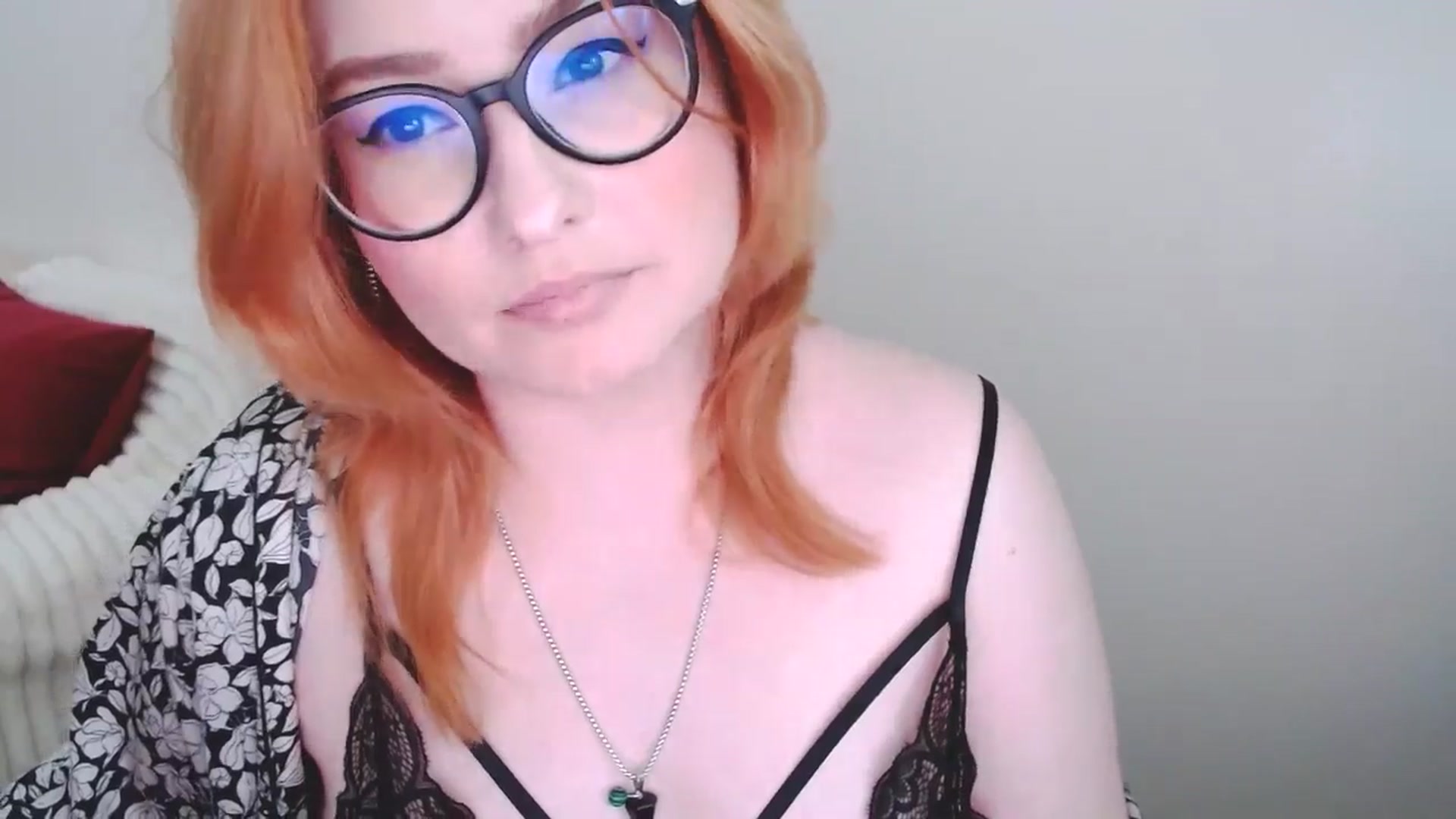 Gallery image thumbnail from EvaStar19's myfreecams stream on, 03/15/2025, 13:38 image 16 of 20