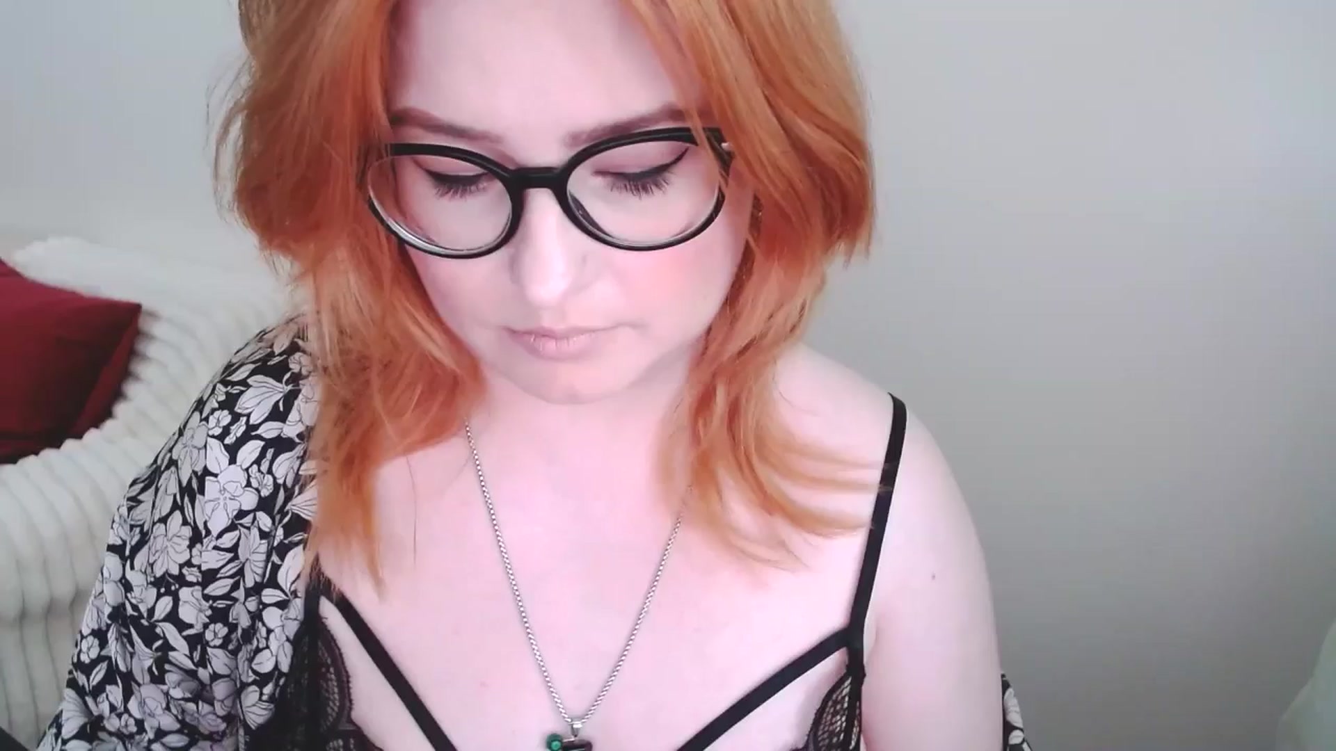 Gallery image thumbnail from EvaStar19's myfreecams stream on, 03/15/2025, 13:38 image 1 of 20