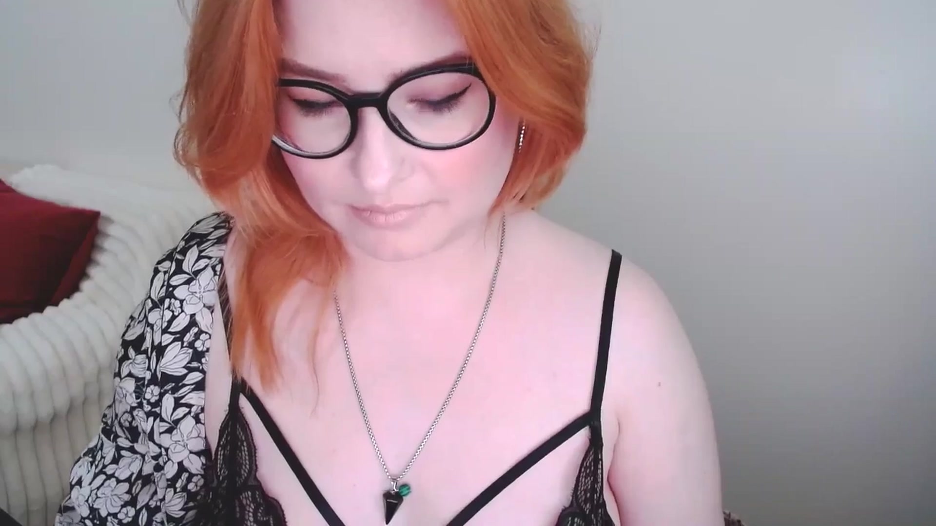 Gallery image thumbnail from EvaStar19's myfreecams stream on, 03/15/2025, 14:11 image 3 of 20